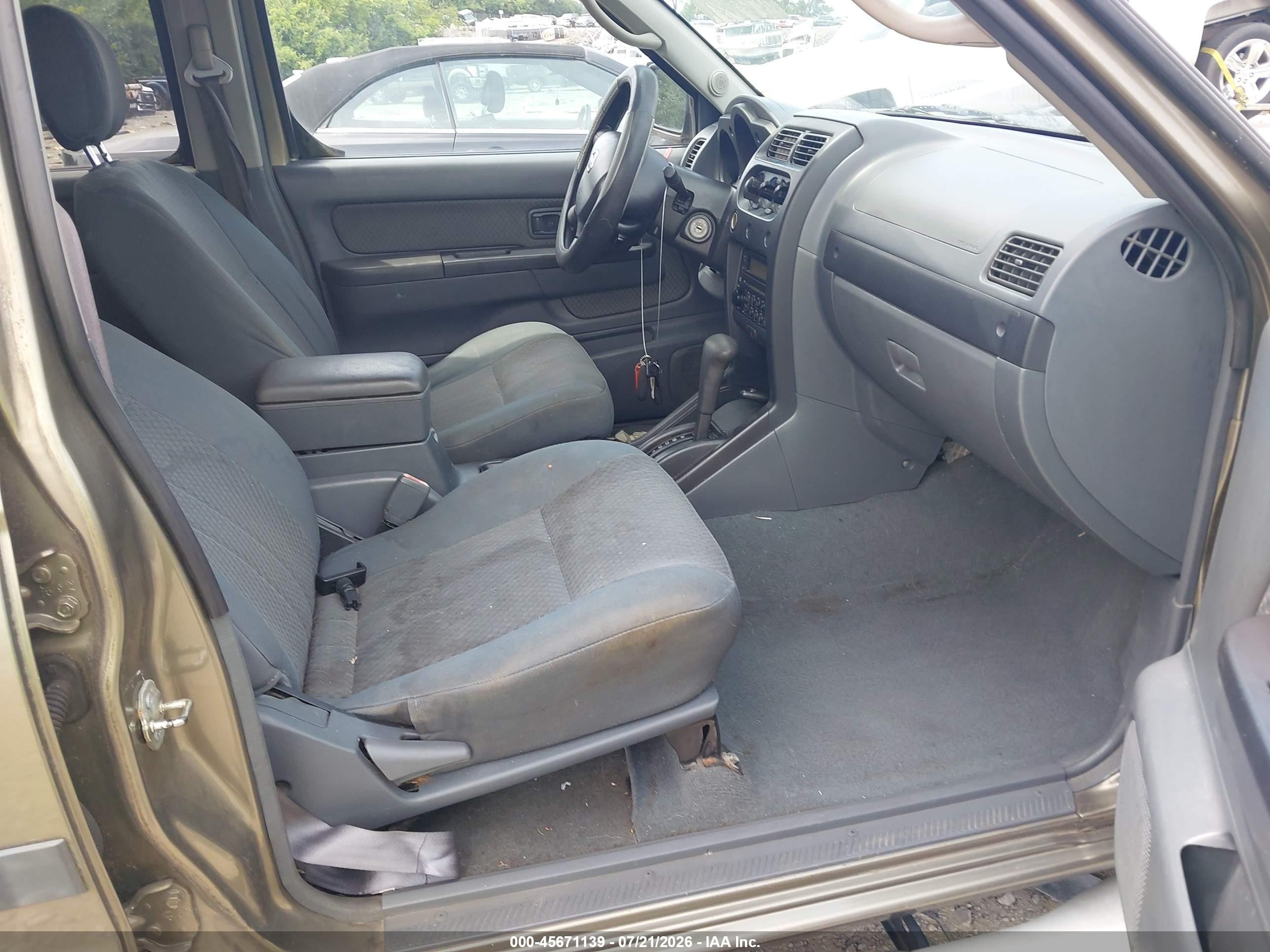 2002 Nissan Xterra Xe Champagne vin: 5N1ED28T92C601408