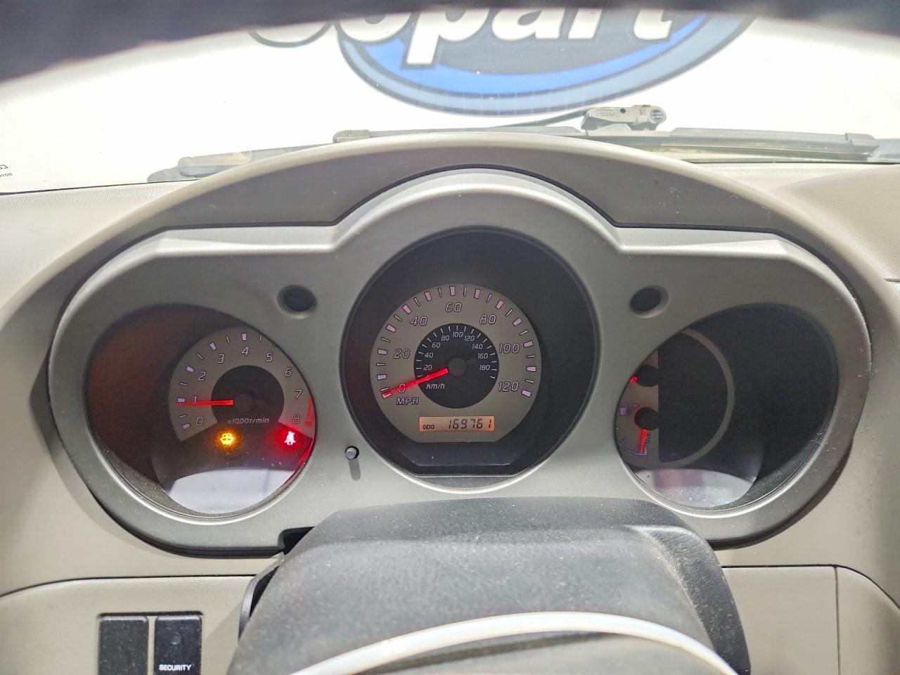 2004 Nissan Xterra Xe Tan vin: 5N1ED28T94C685314
