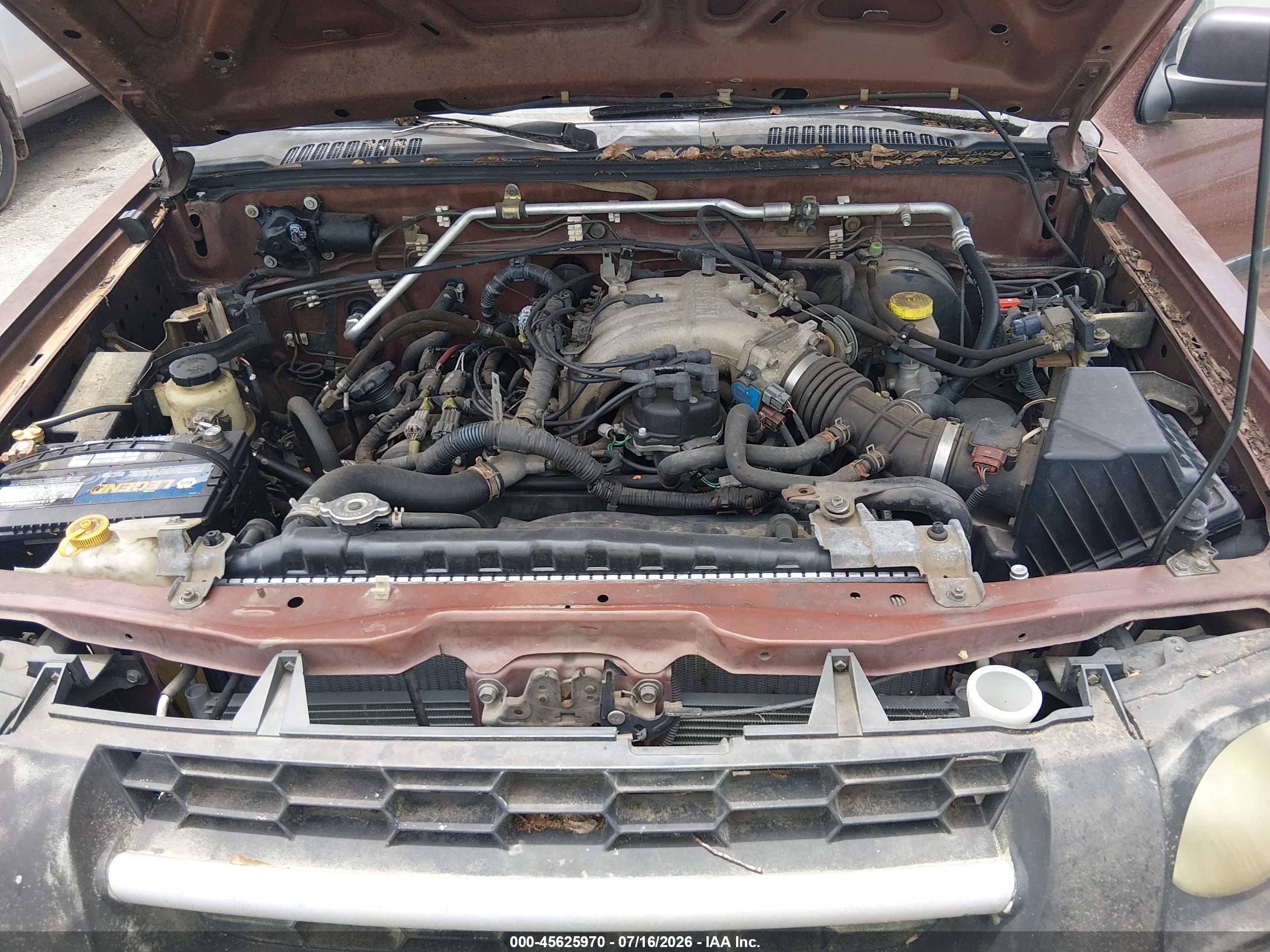 2002 Nissan Xterra Xe Maroon vin: 5N1ED28TX2C554602