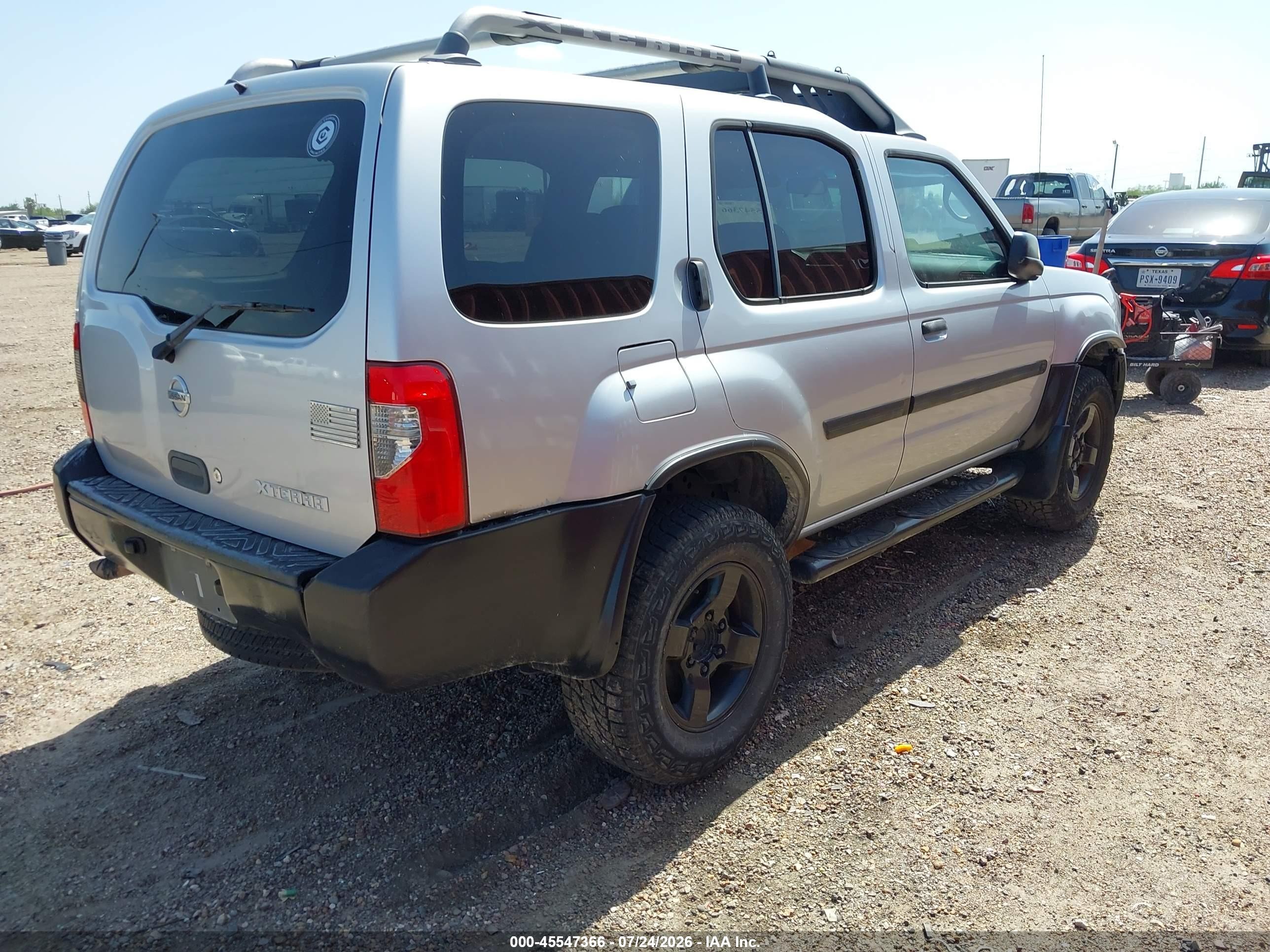 2004 Nissan Xterra Xe Silver vin: 5N1ED28TX4C650197