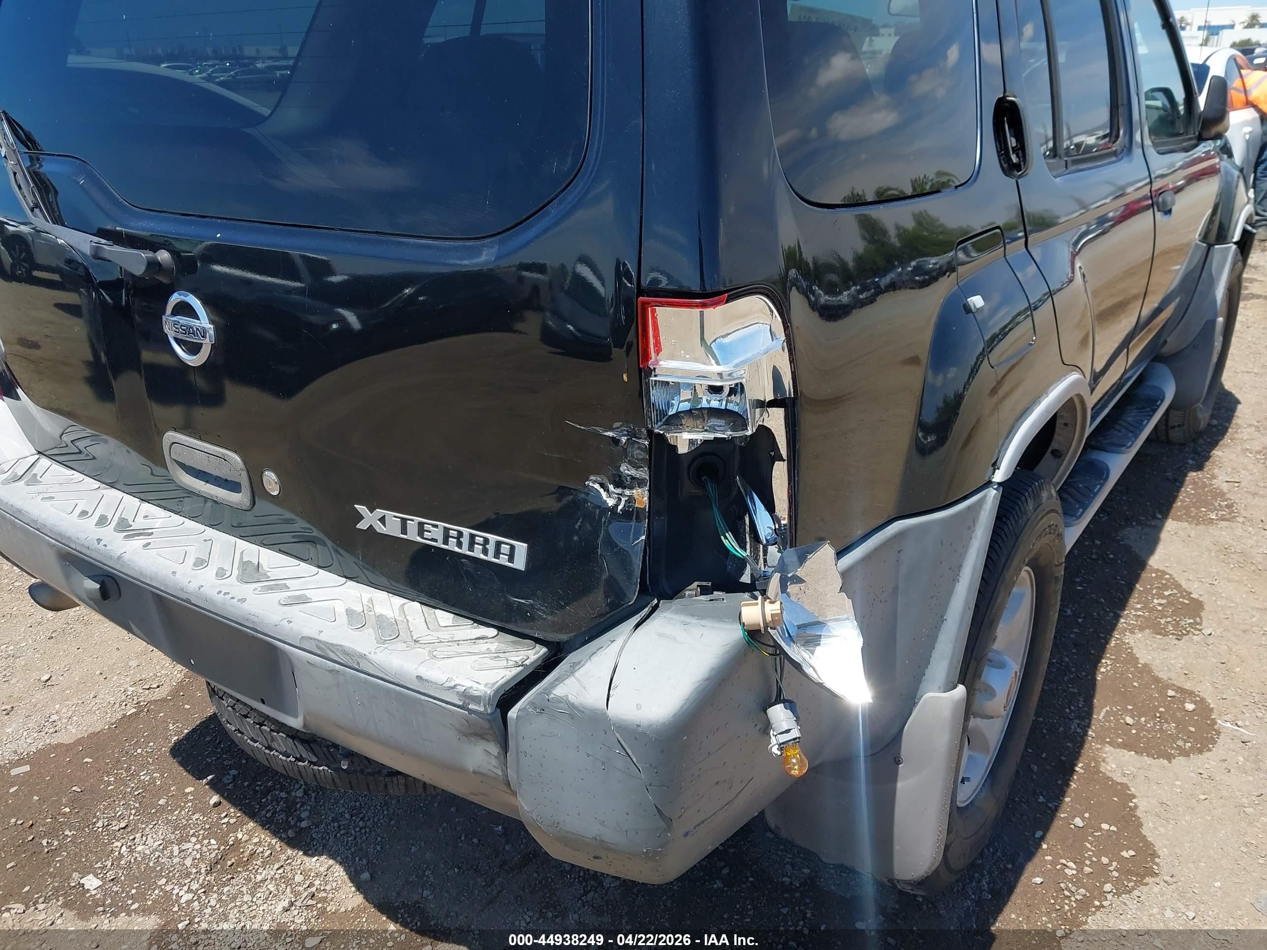 2004 Nissan Xterra Xe Black vin: 5N1ED28TX4C652676
