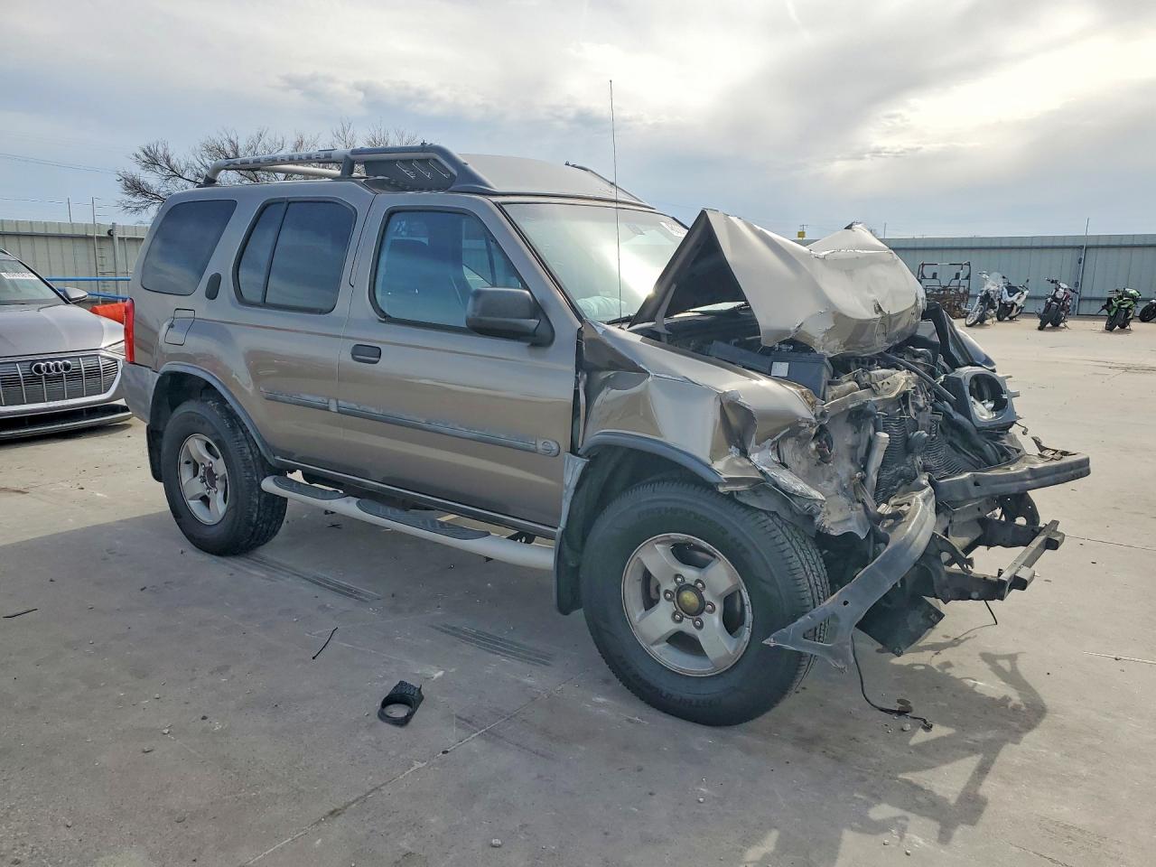 2004 Nissan Xterra Xe Tan vin: 5N1ED28TX4C683765