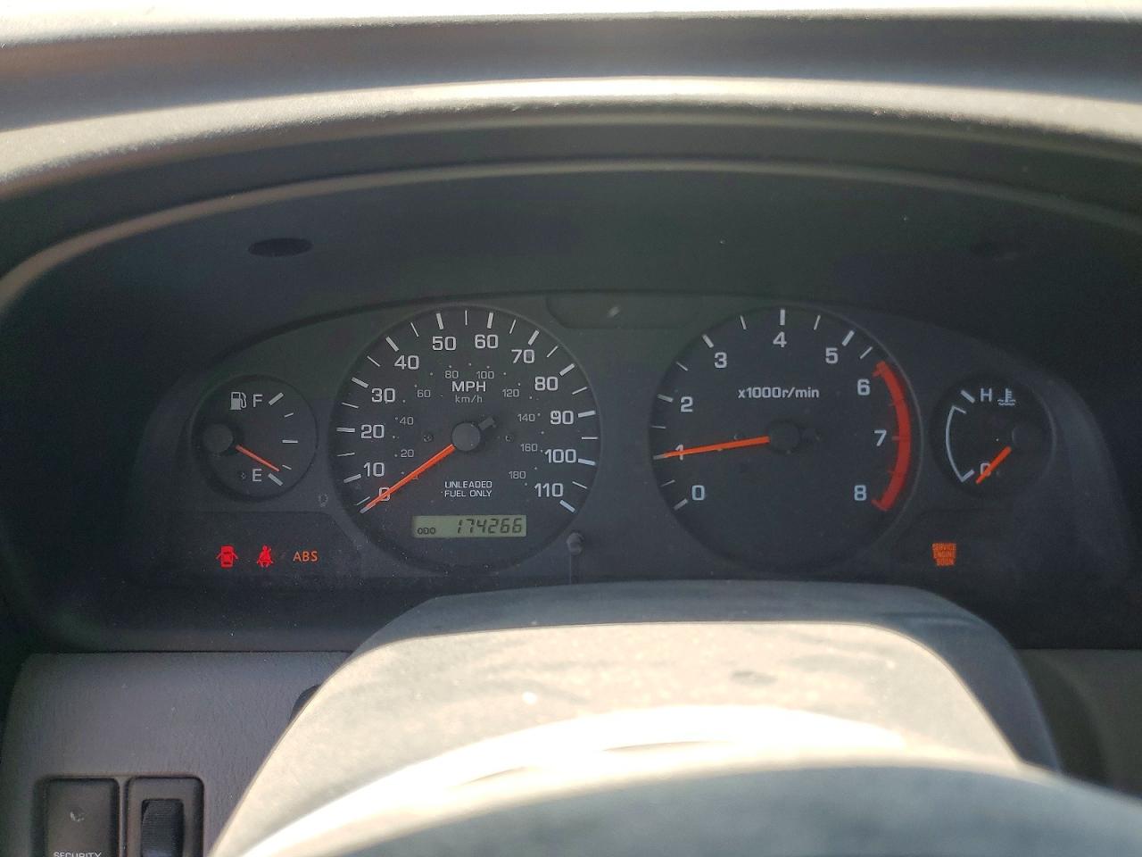 2000 Nissan Xterra Xe/se Зеленый vin: 5N1ED28TXYC548355