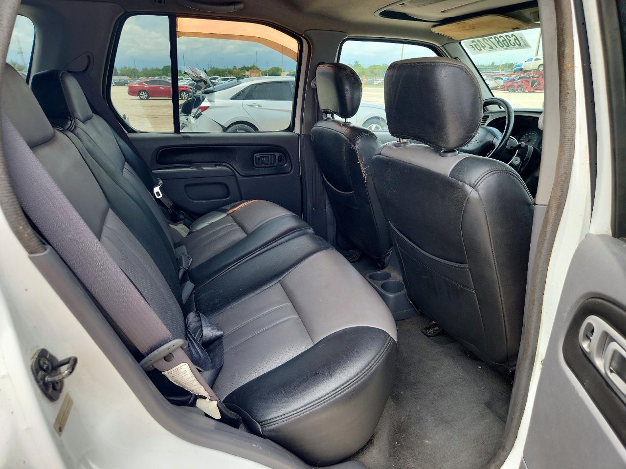 2000 Nissan Xterra Xe-v6 White vin: 5N1ED28TXYC603354