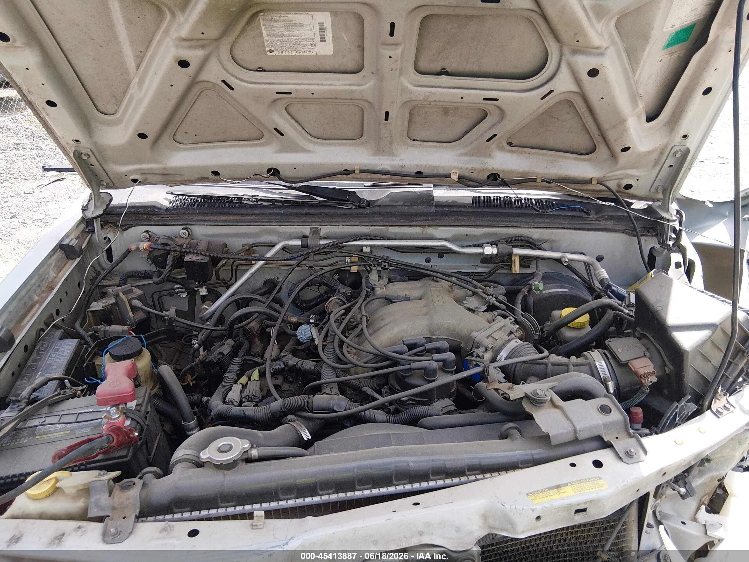 2001 Nissan Xterra Xe Silver vin: 5N1ED28Y01C504463