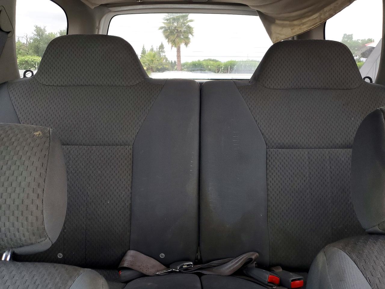2004 Nissan Xterra Xe White vin: 5N1ED28Y04C632514