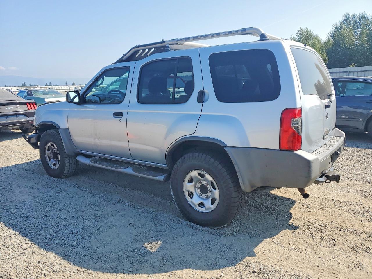 2000 Nissan Xterra Xe-v6 Silver vin: 5N1ED28Y0YC508765
