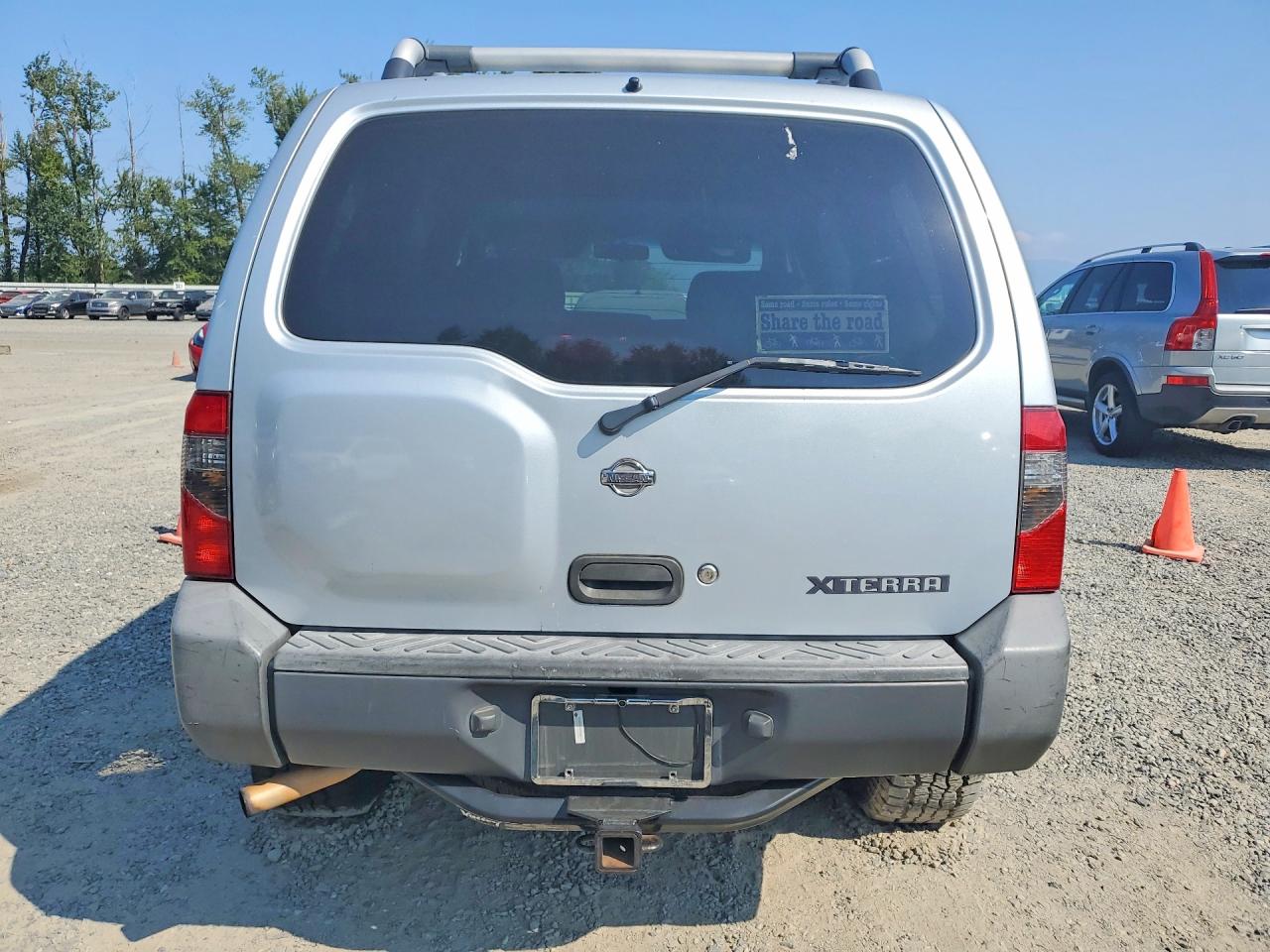 2000 Nissan Xterra Xe-v6 Silver vin: 5N1ED28Y0YC508765