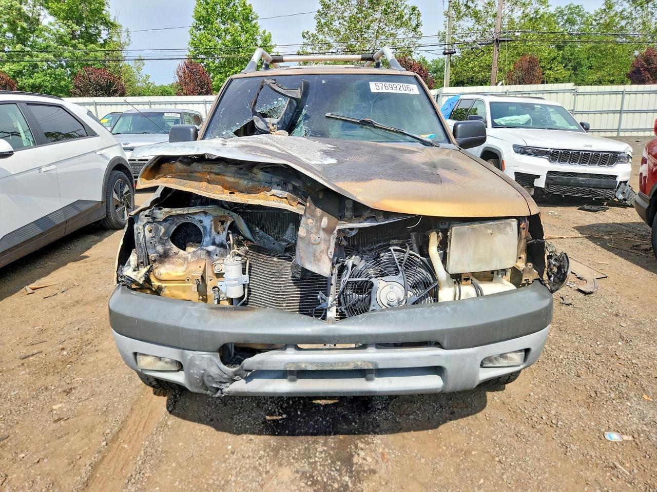 2000 Nissan Xterra Xe-v6 Оранжевый vin: 5N1ED28Y0YC592960