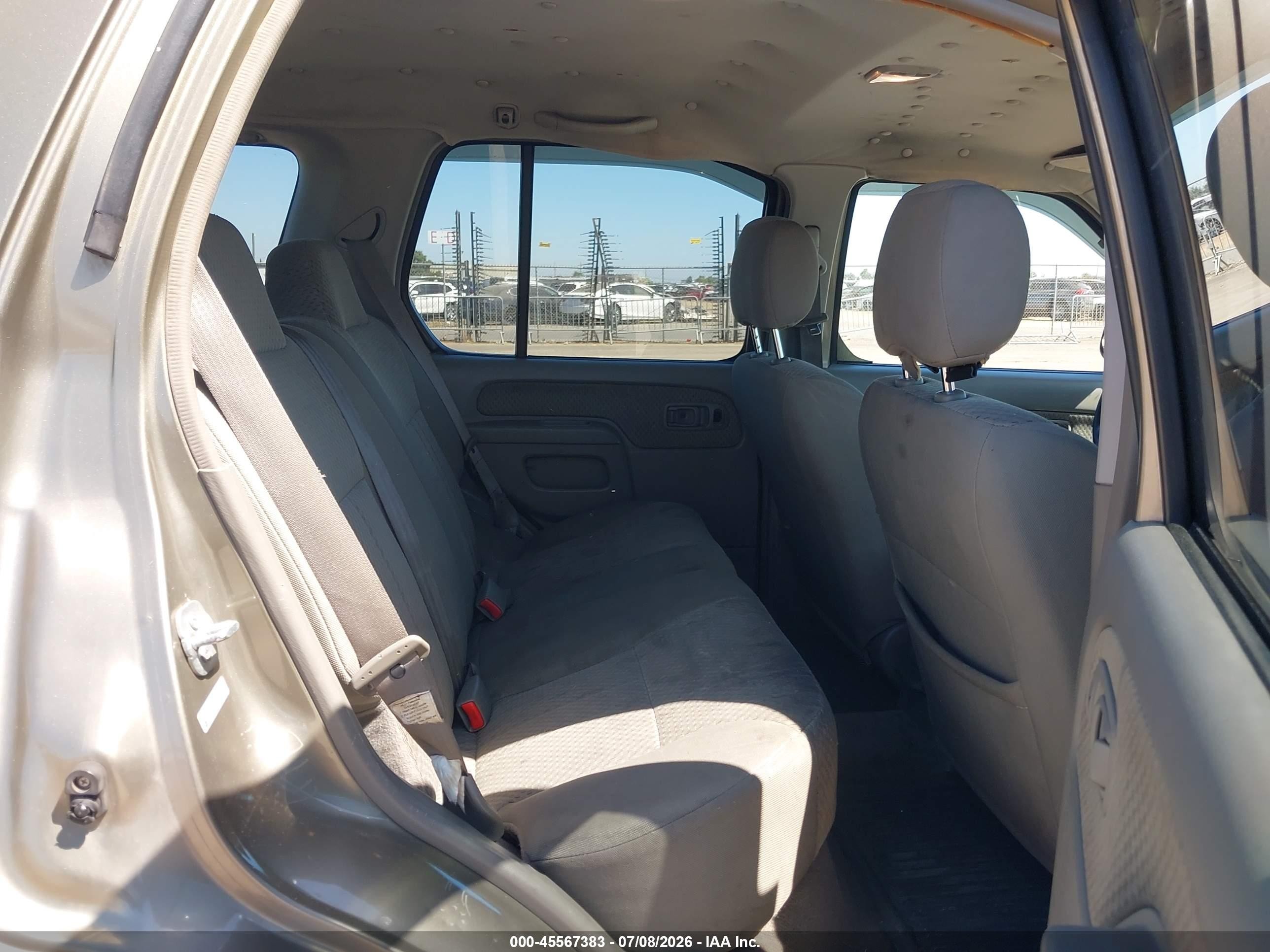 2002 Nissan Xterra Xe Золотой vin: 5N1ED28Y12C504151