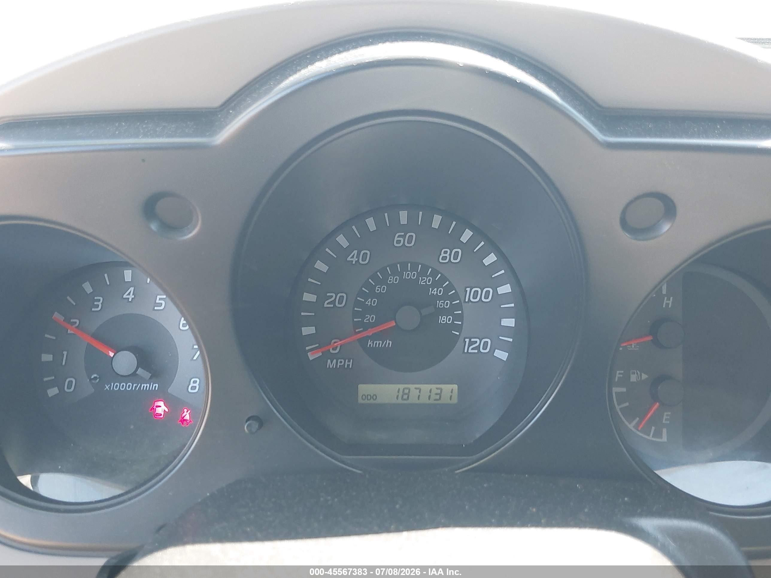 2002 Nissan Xterra Xe Золотой vin: 5N1ED28Y12C504151