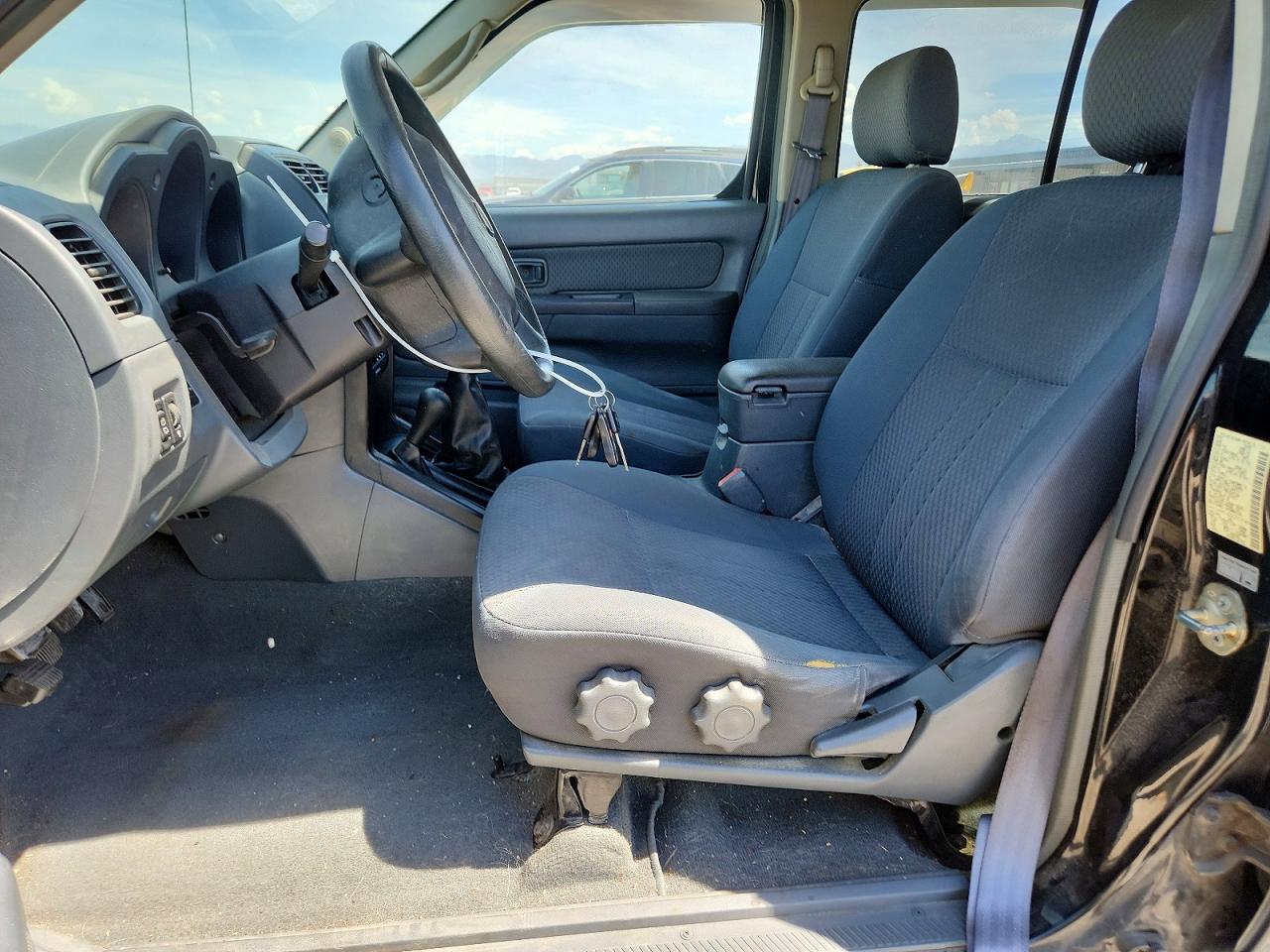 2003 Nissan Xterra Xe-v6 Black vin: 5N1ED28Y13C637798