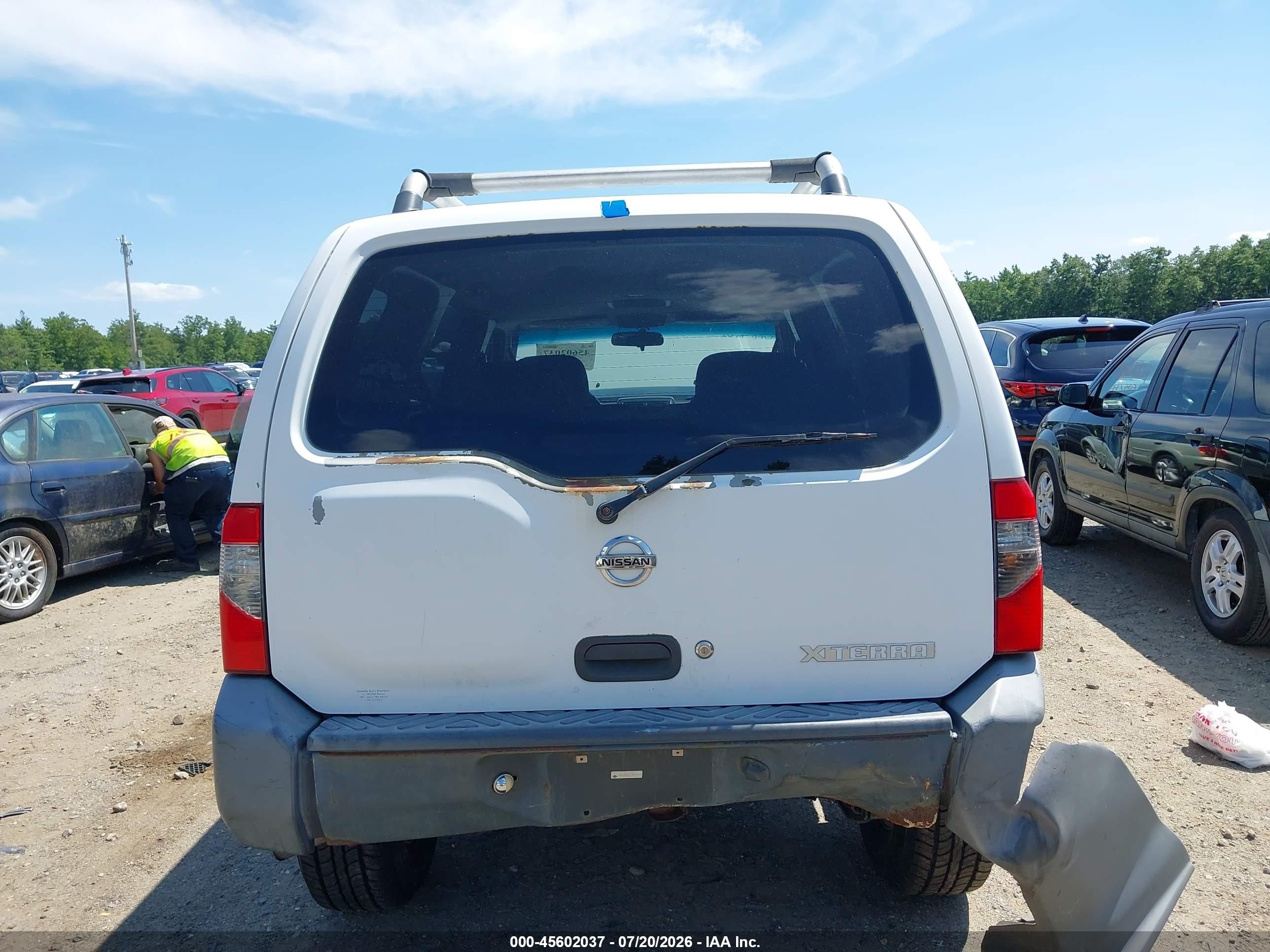 2004 Nissan Xterra Xe White vin: 5N1ED28Y14C607010
