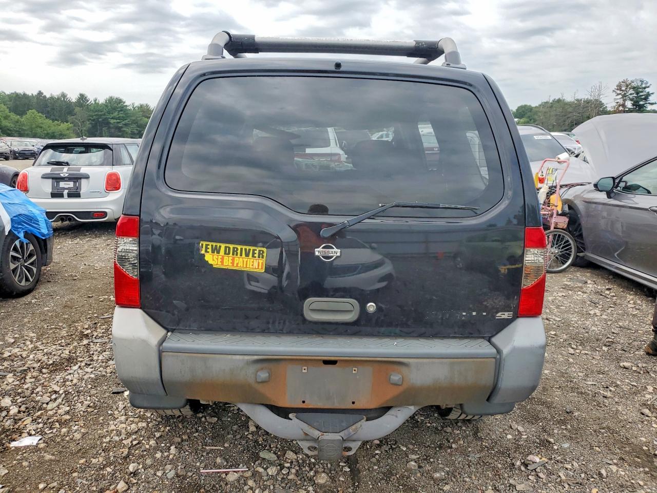 2001 Nissan Xterra Xe-v6 Black vin: 5N1ED28Y21C583652