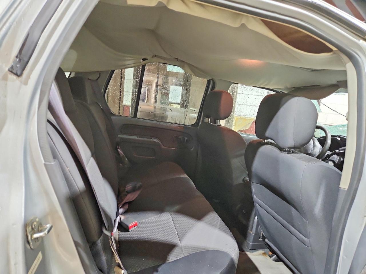 2003 Nissan Xterra Xe-v6 Silver vin: 5N1ED28Y23C679297