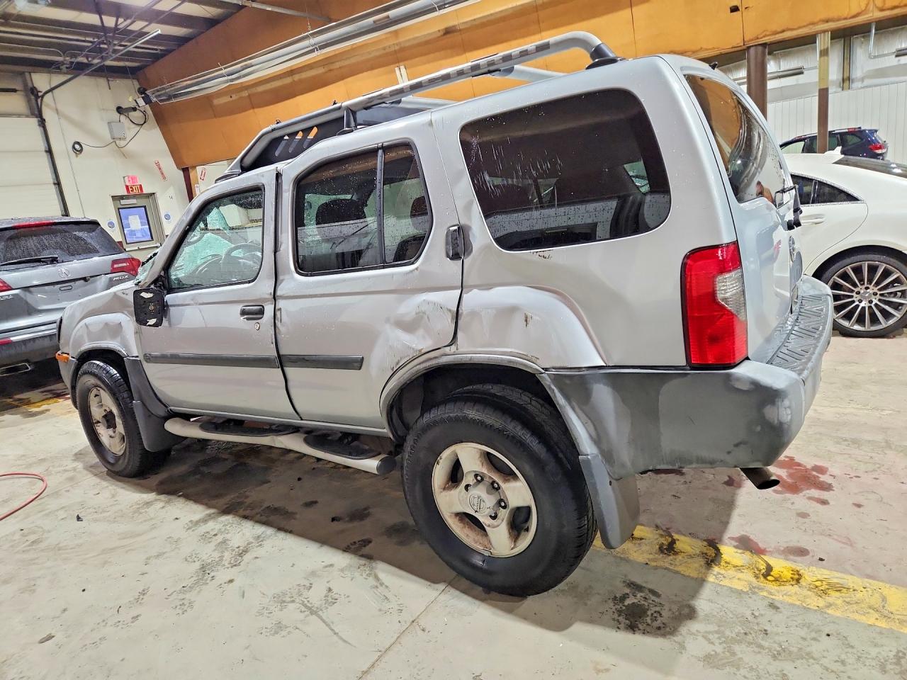 2003 Nissan Xterra Xe-v6 Silver vin: 5N1ED28Y23C679297
