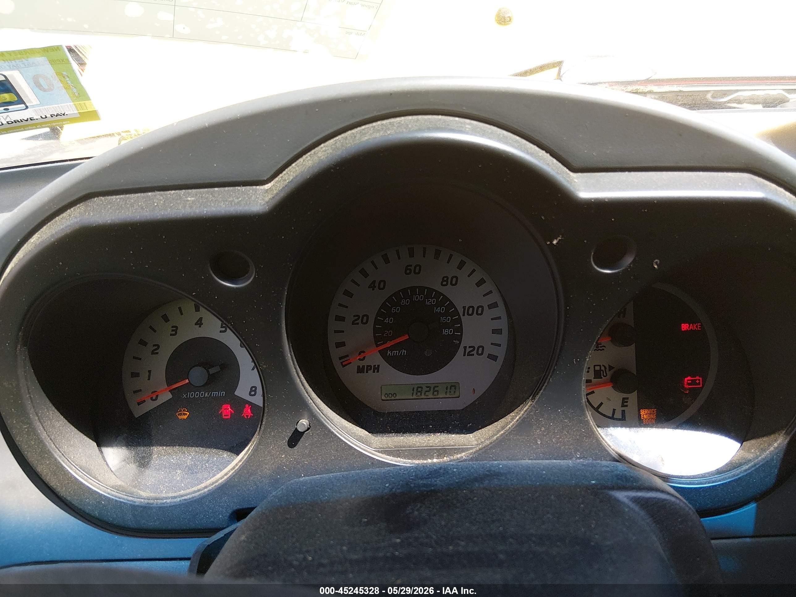 2004 Nissan Xterra Xe Yellow vin: 5N1ED28Y24C653185