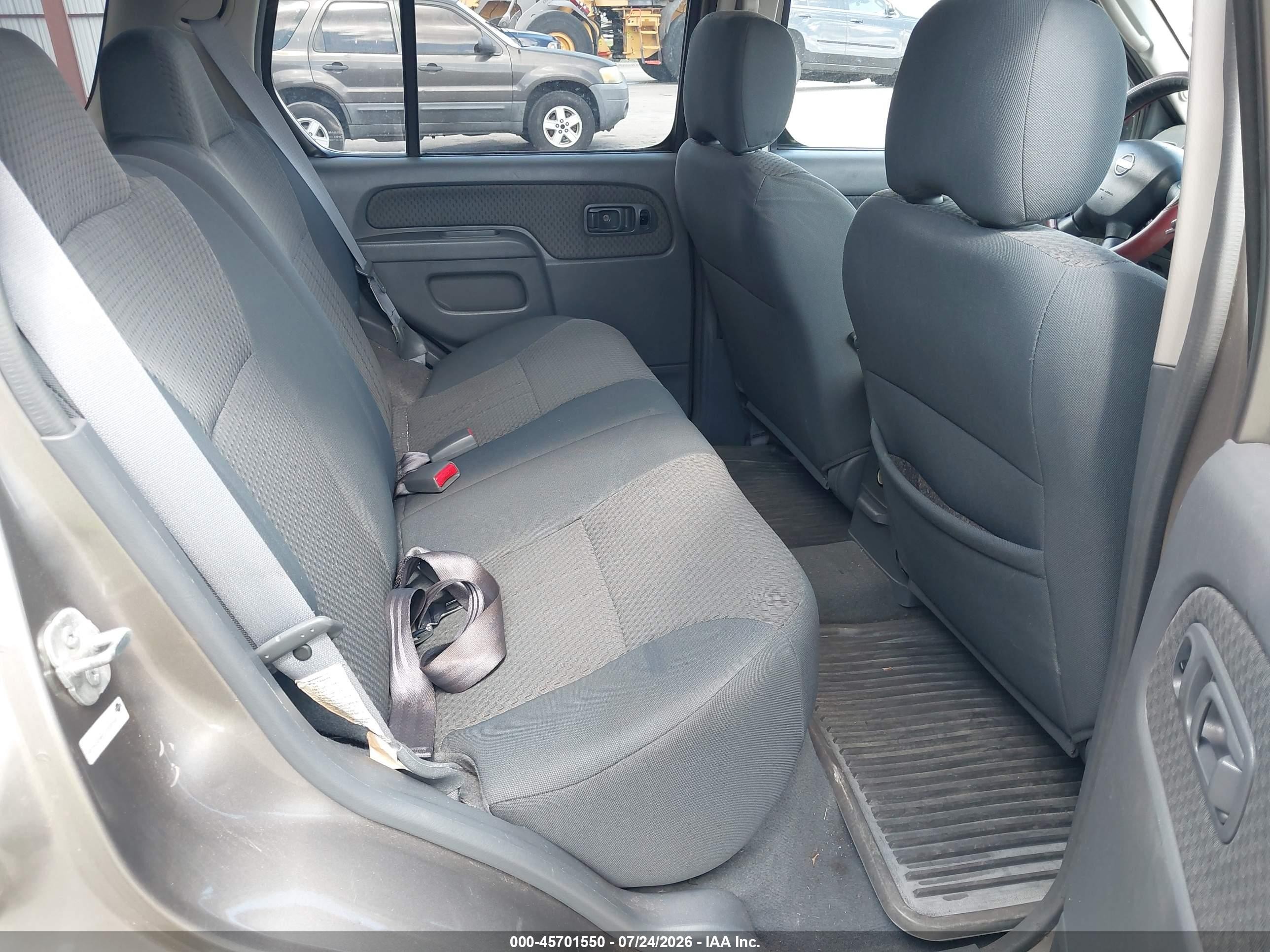 2004 Nissan Xterra Xe Gray vin: 5N1ED28Y34C654104