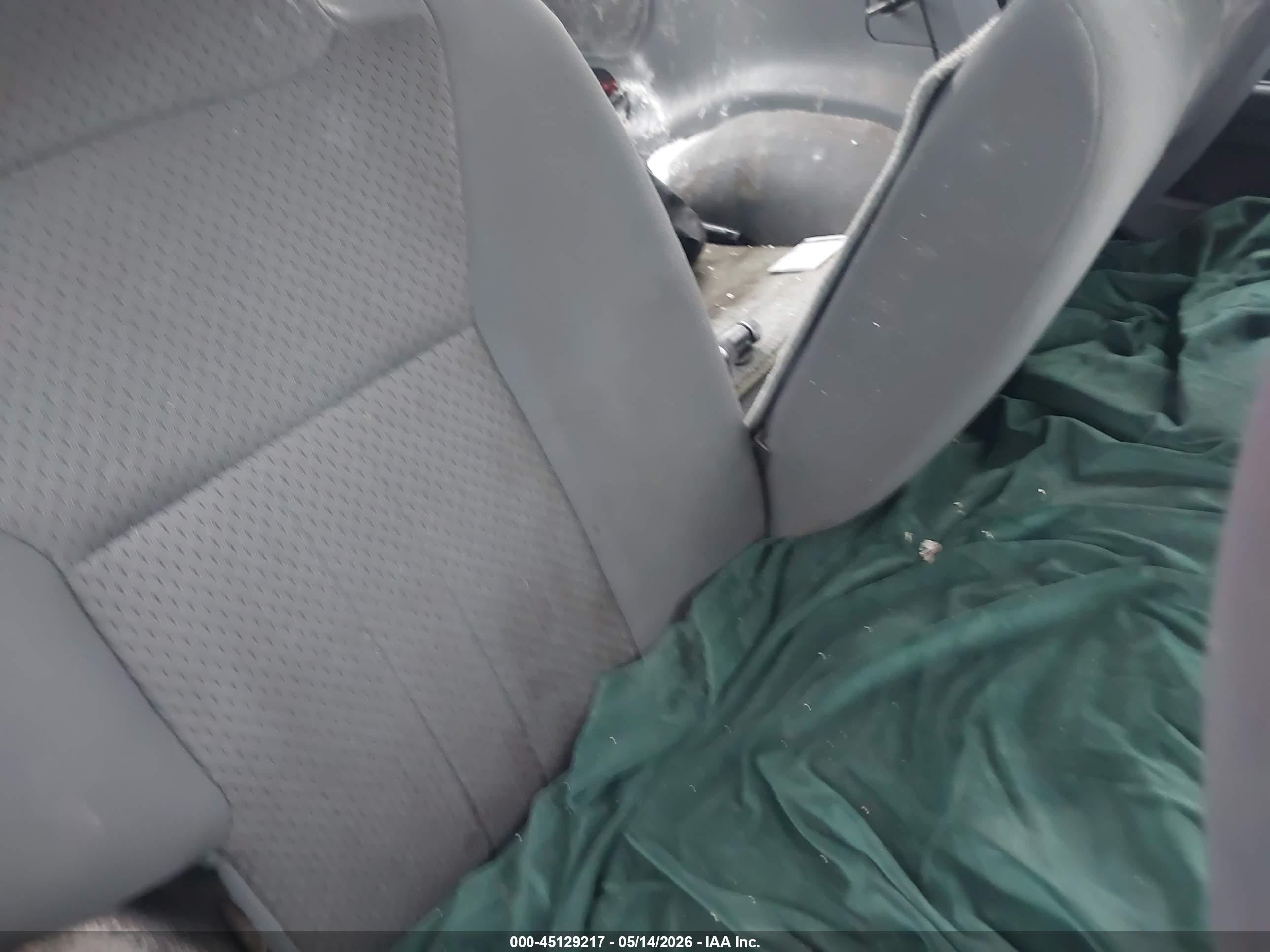 2004 Nissan Xterra Xe Коричневый vin: 5N1ED28Y34C672943