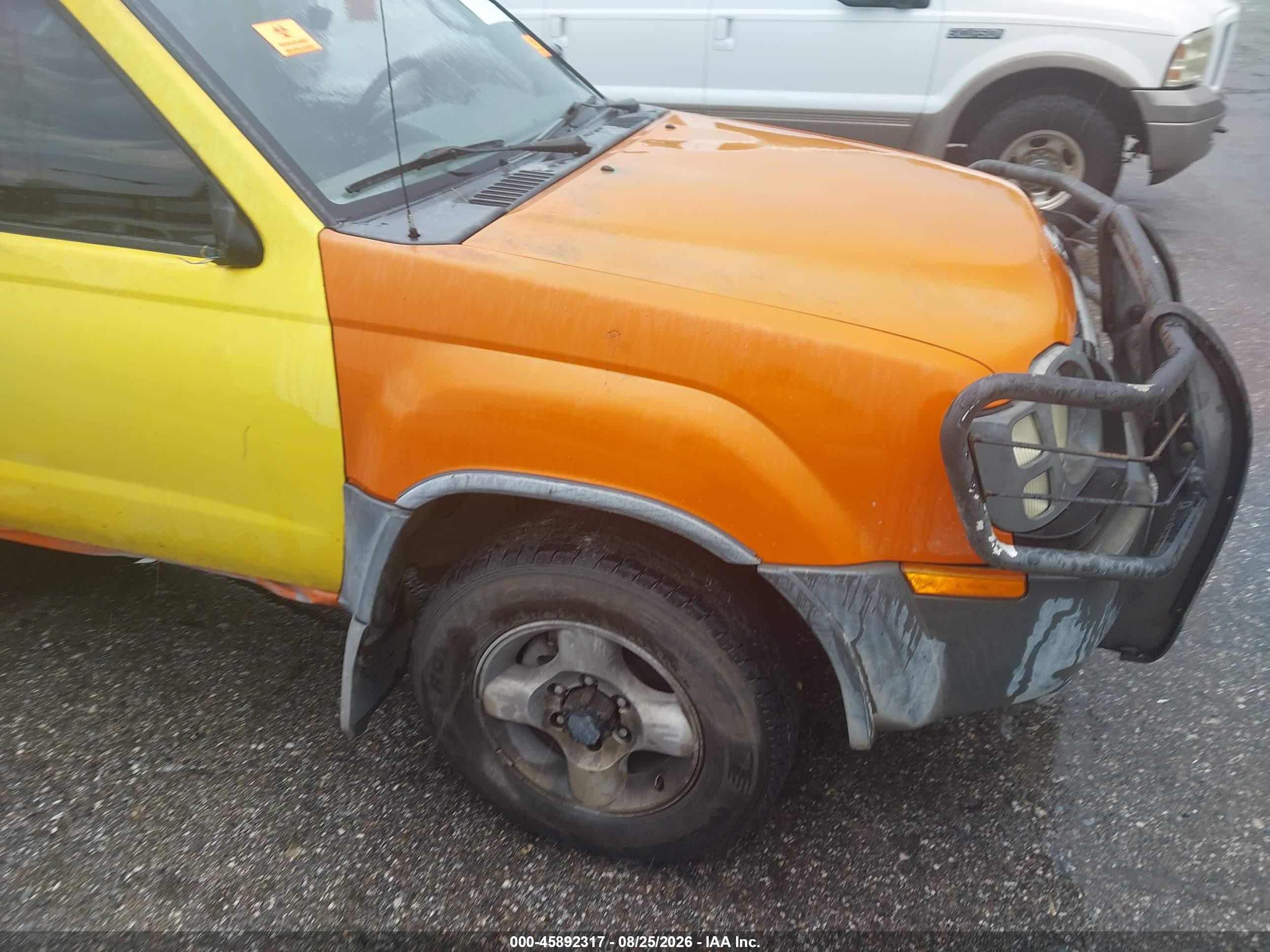 2003 Nissan Xterra Xe Orange vin: 5N1ED28Y43C646589