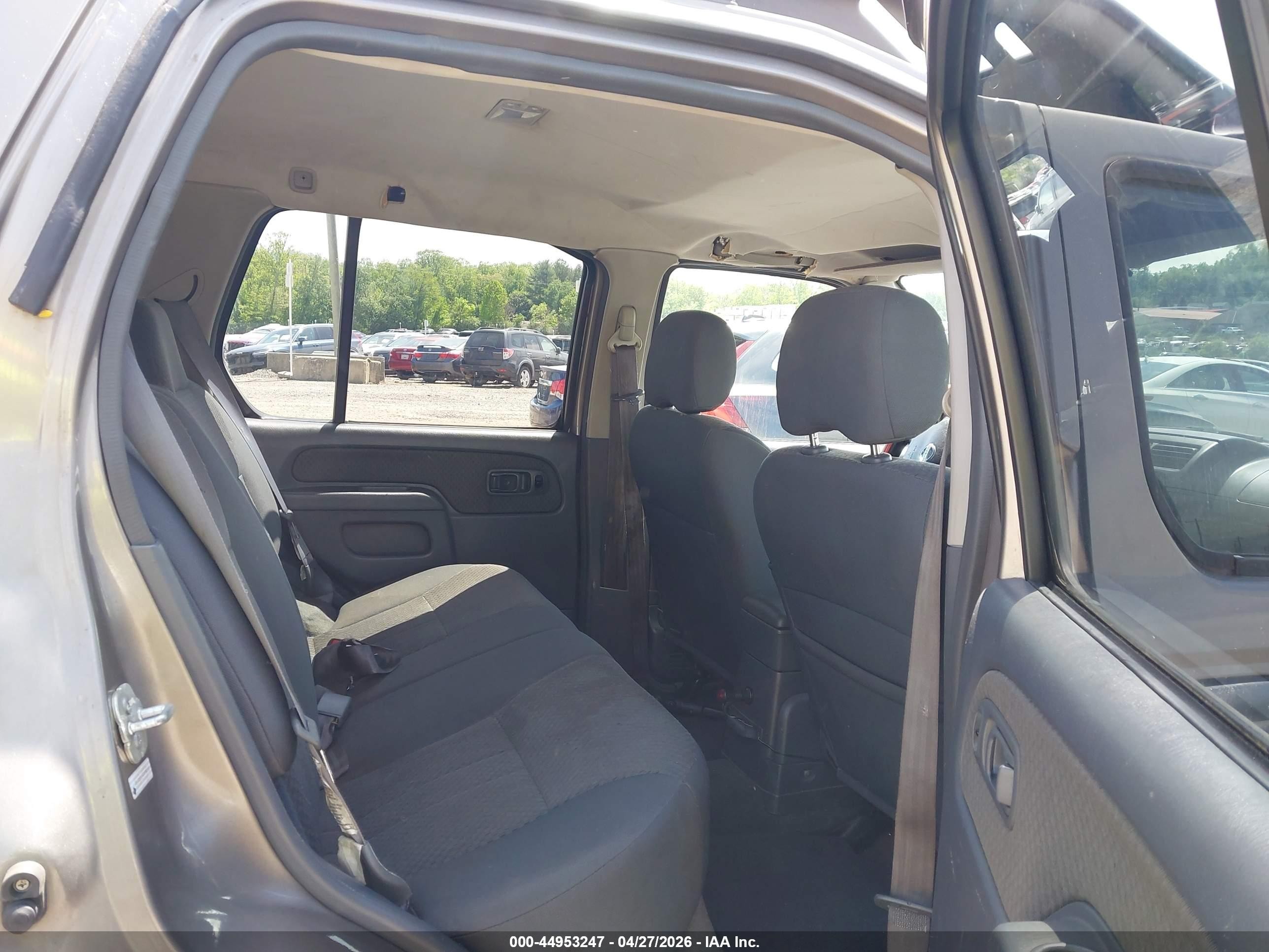 2003 Nissan Xterra Xe Gold vin: 5N1ED28Y43C702451