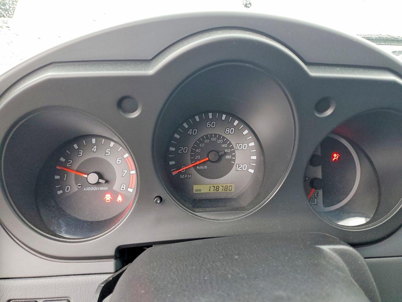 2003 Nissan Xterra Xe-v6 Tan vin: 5N1ED28Y43C704443