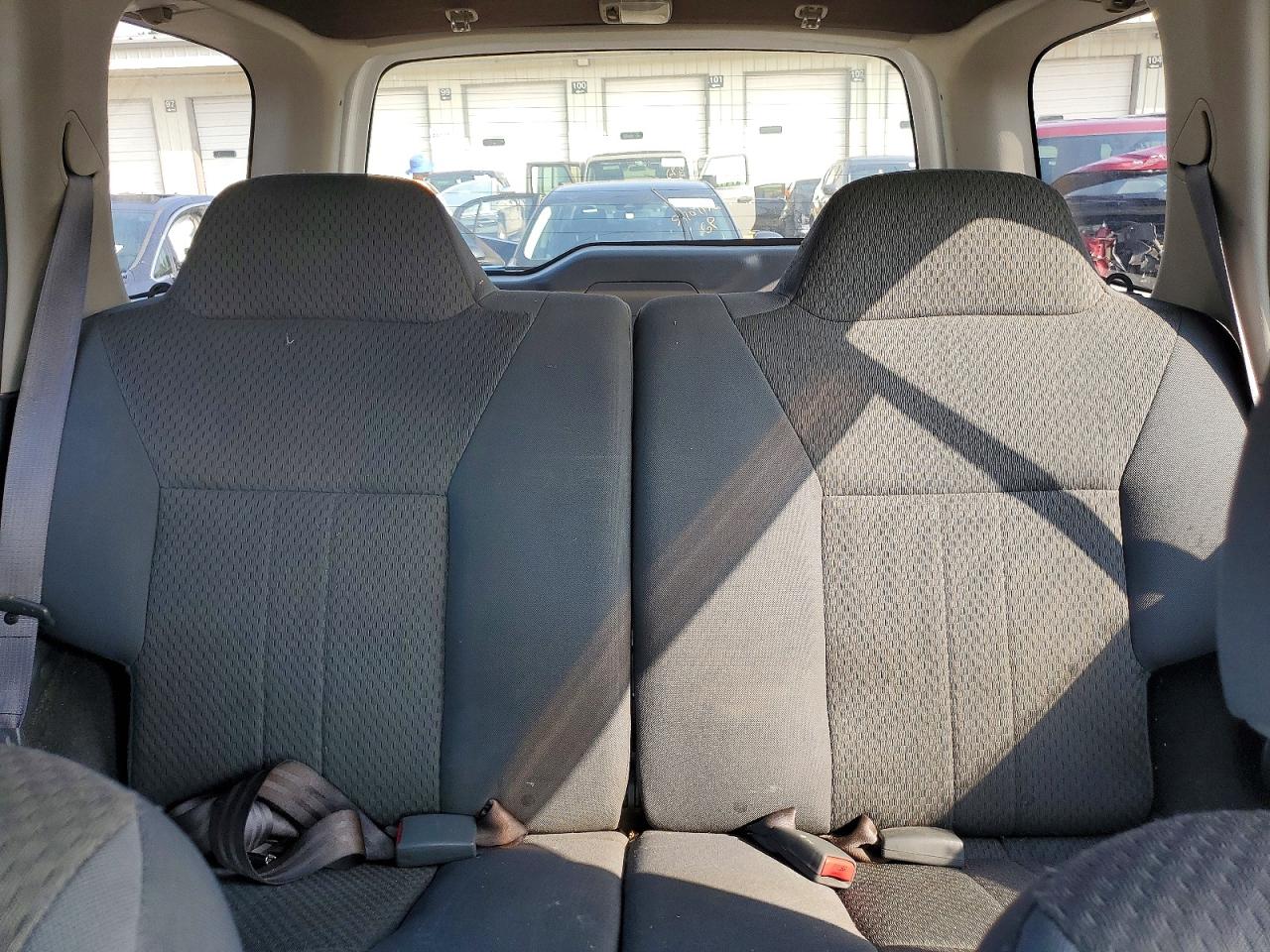 2004 Nissan Xterra Xe White vin: 5N1ED28Y44C625565