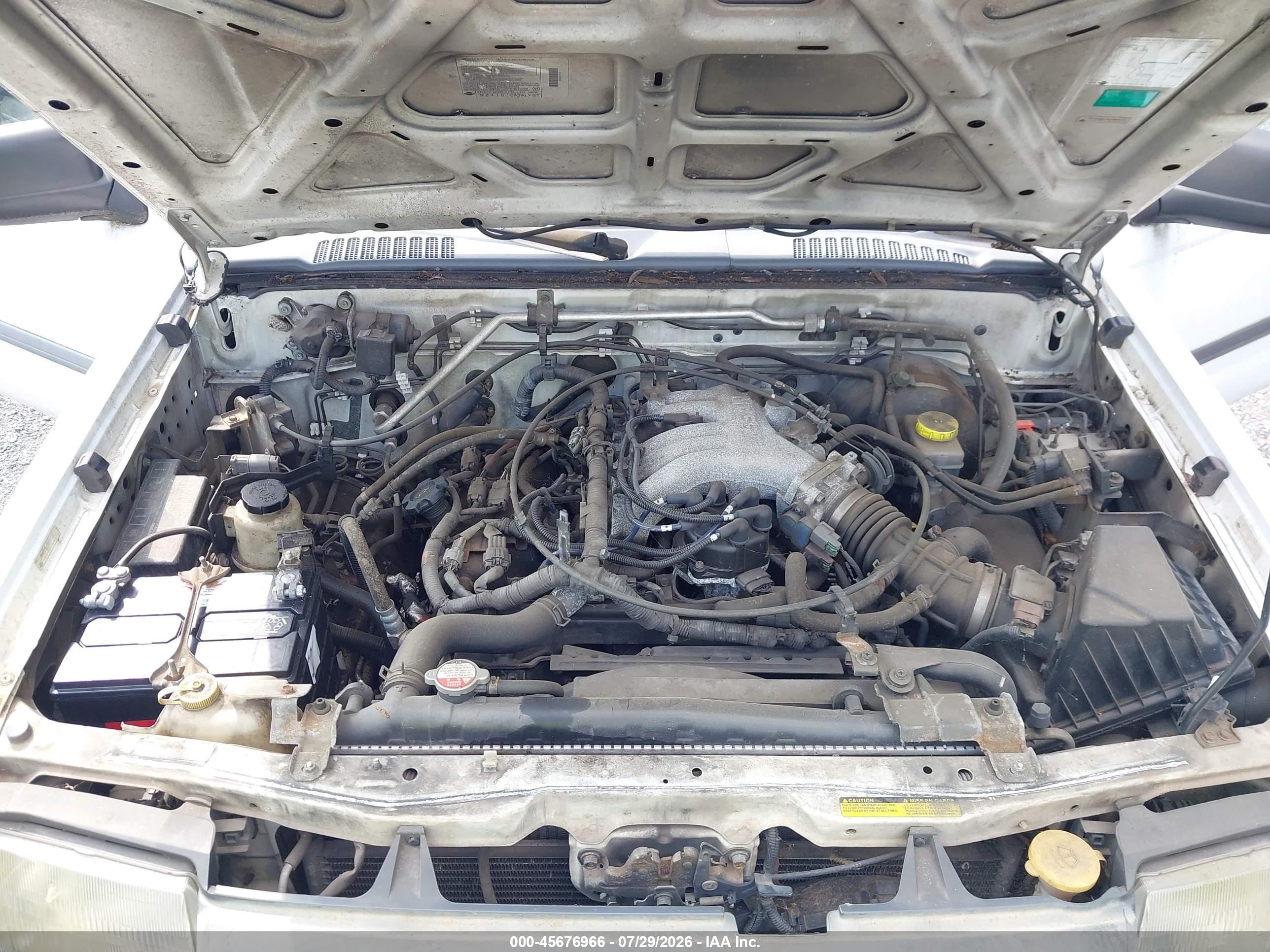 2001 Nissan Xterra Xe White vin: 5N1ED28Y51C532940