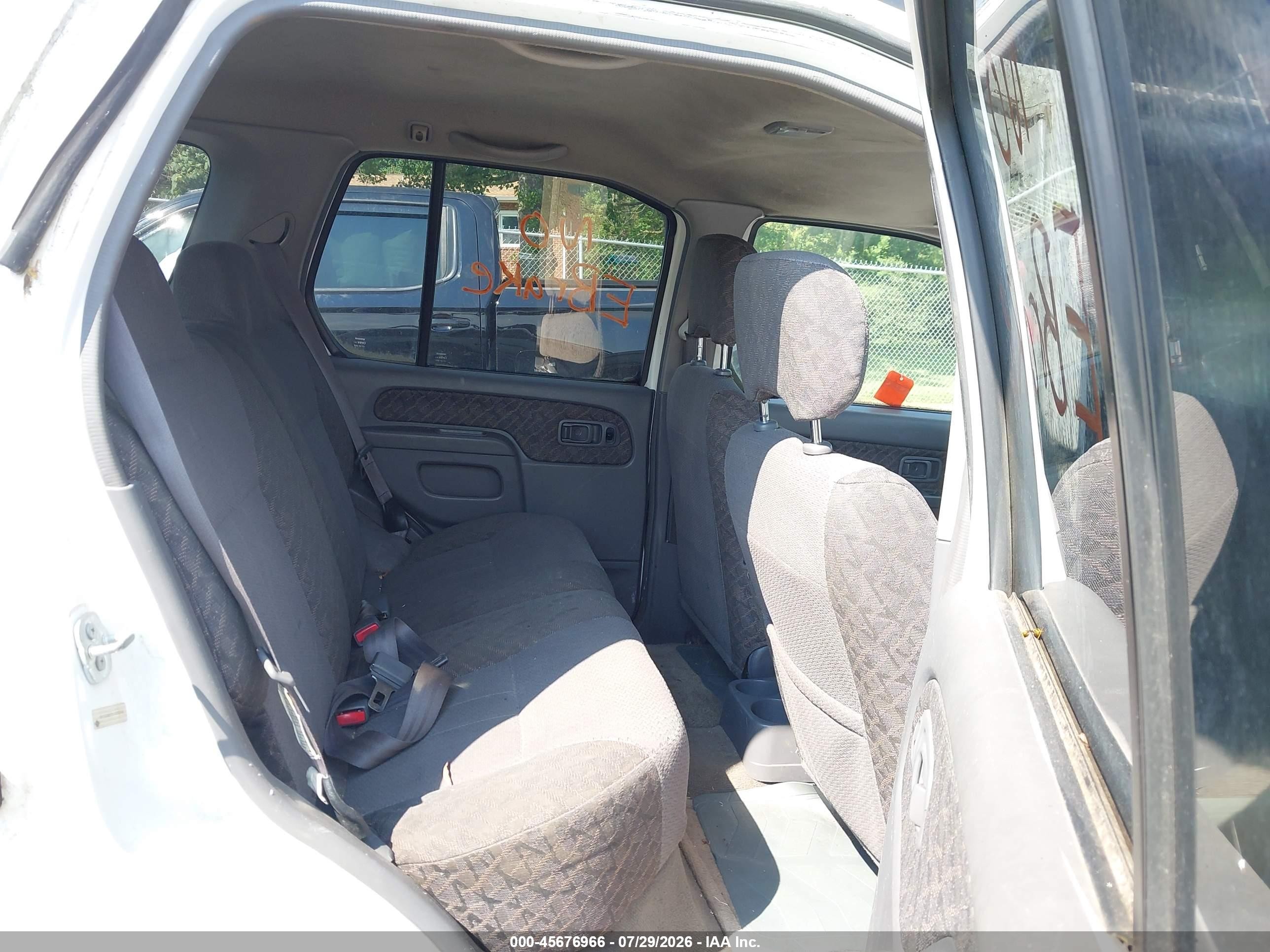 2001 Nissan Xterra Xe White vin: 5N1ED28Y51C532940