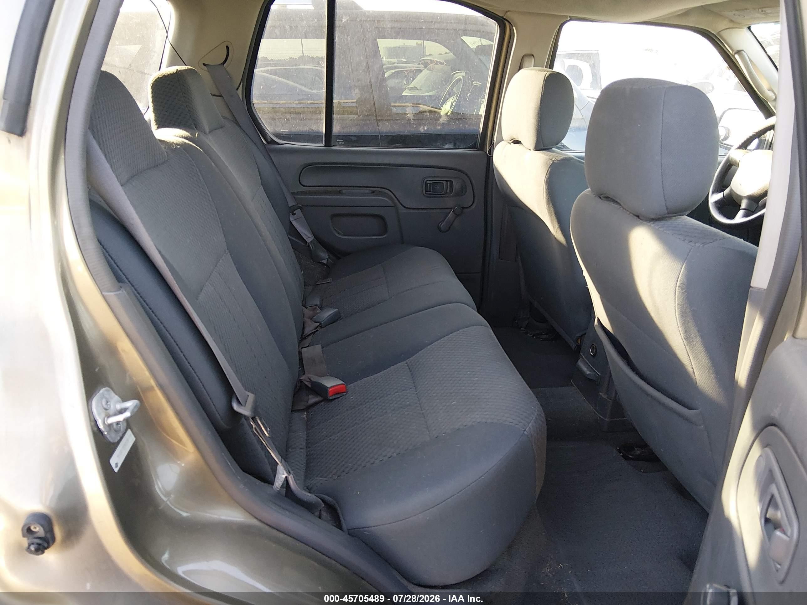 2002 Nissan Xterra Xe Pewter vin: 5N1ED28Y52C505769