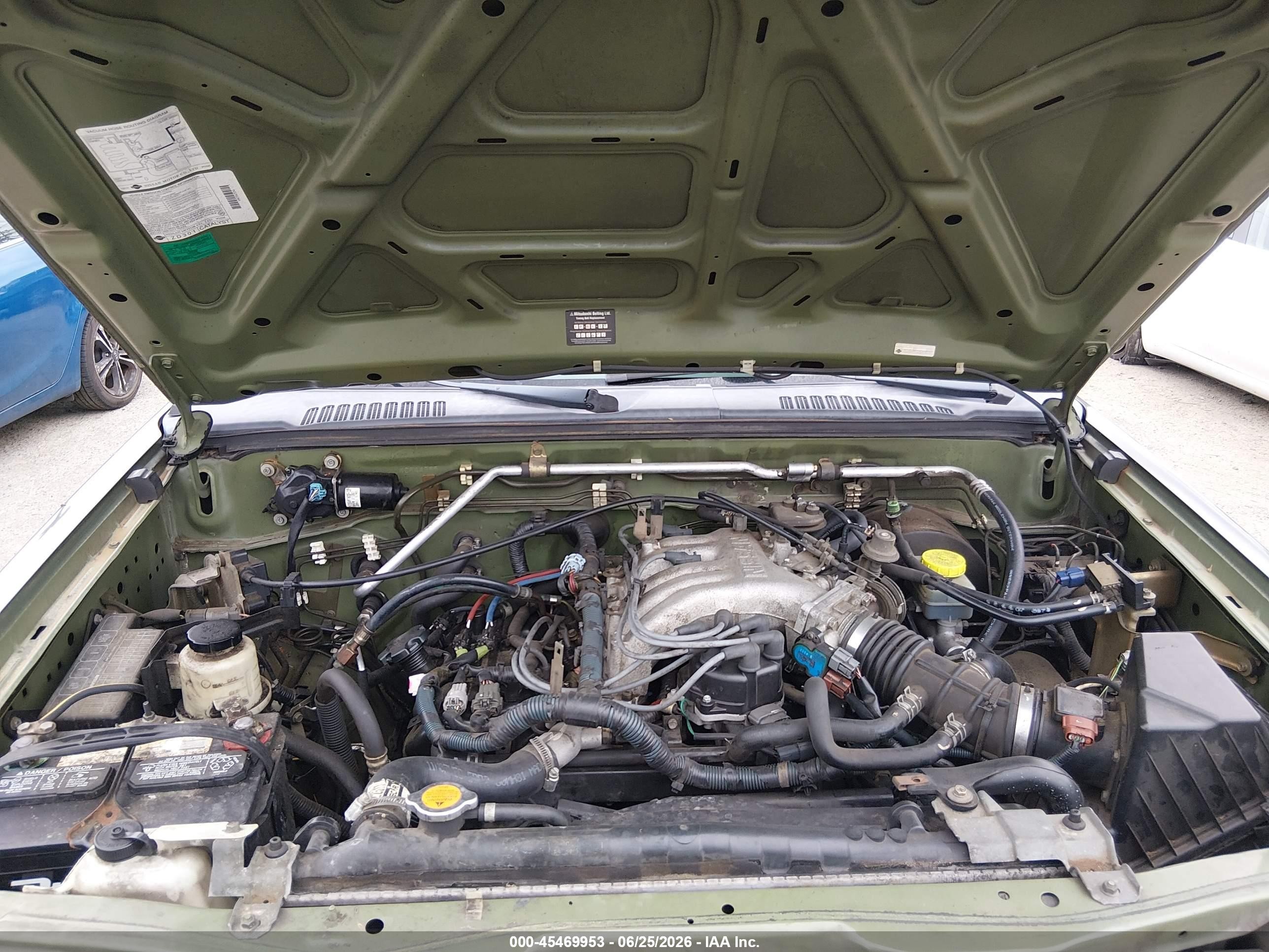 2004 Nissan Xterra Xe Green vin: 5N1ED28Y54C644965
