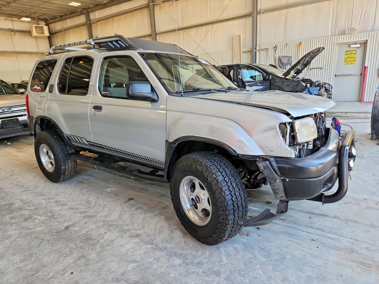 2000 Nissan Xterra Xe-v6 Silver vin: 5N1ED28Y5YC548503