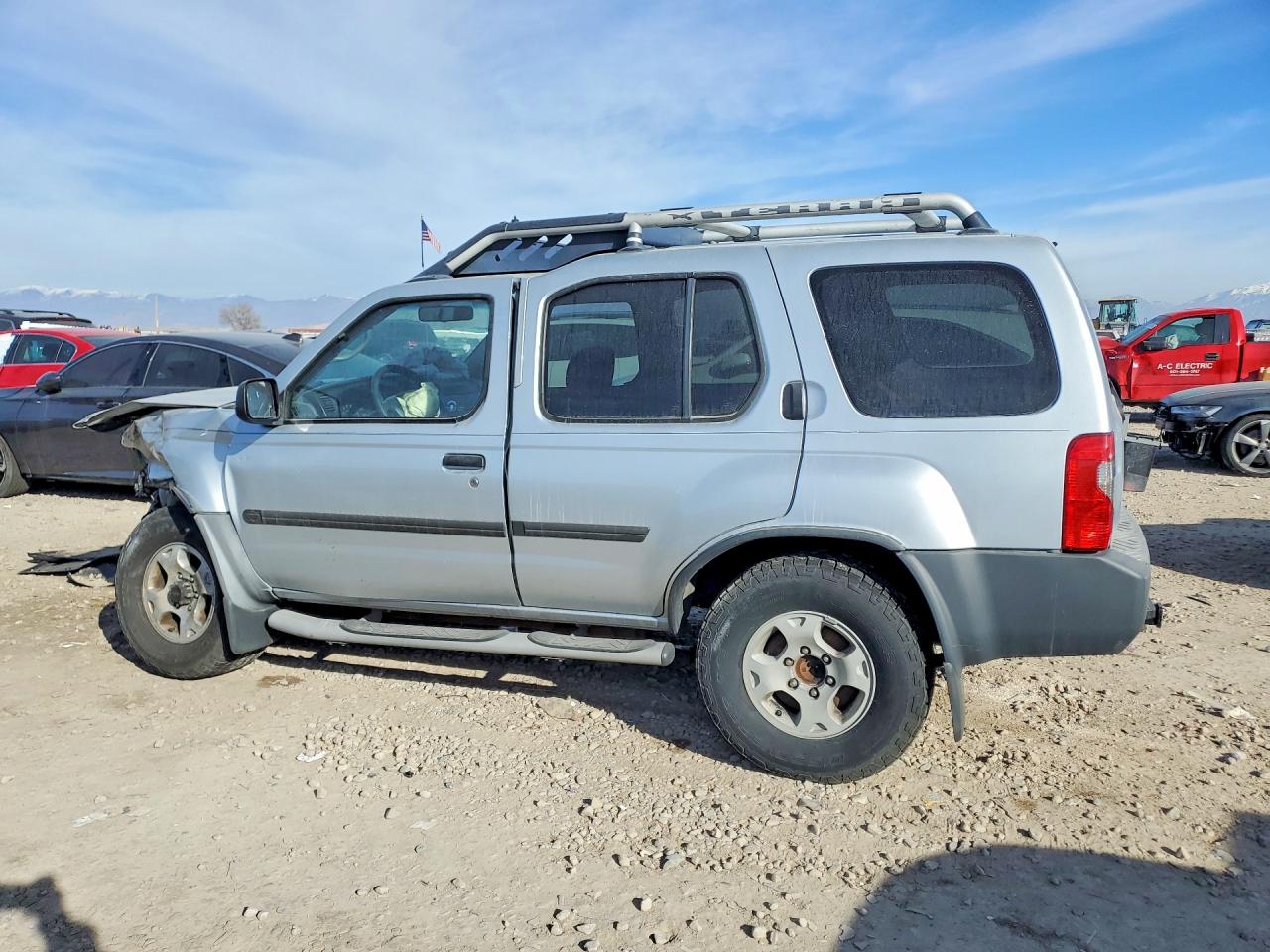 2000 Nissan Xterra Xe-v6 Серебряный vin: 5N1ED28Y5YC601989