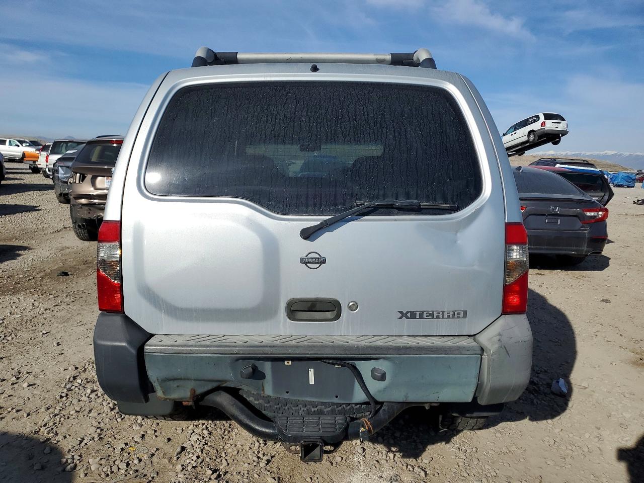 2000 Nissan Xterra Xe-v6 Серебряный vin: 5N1ED28Y5YC601989