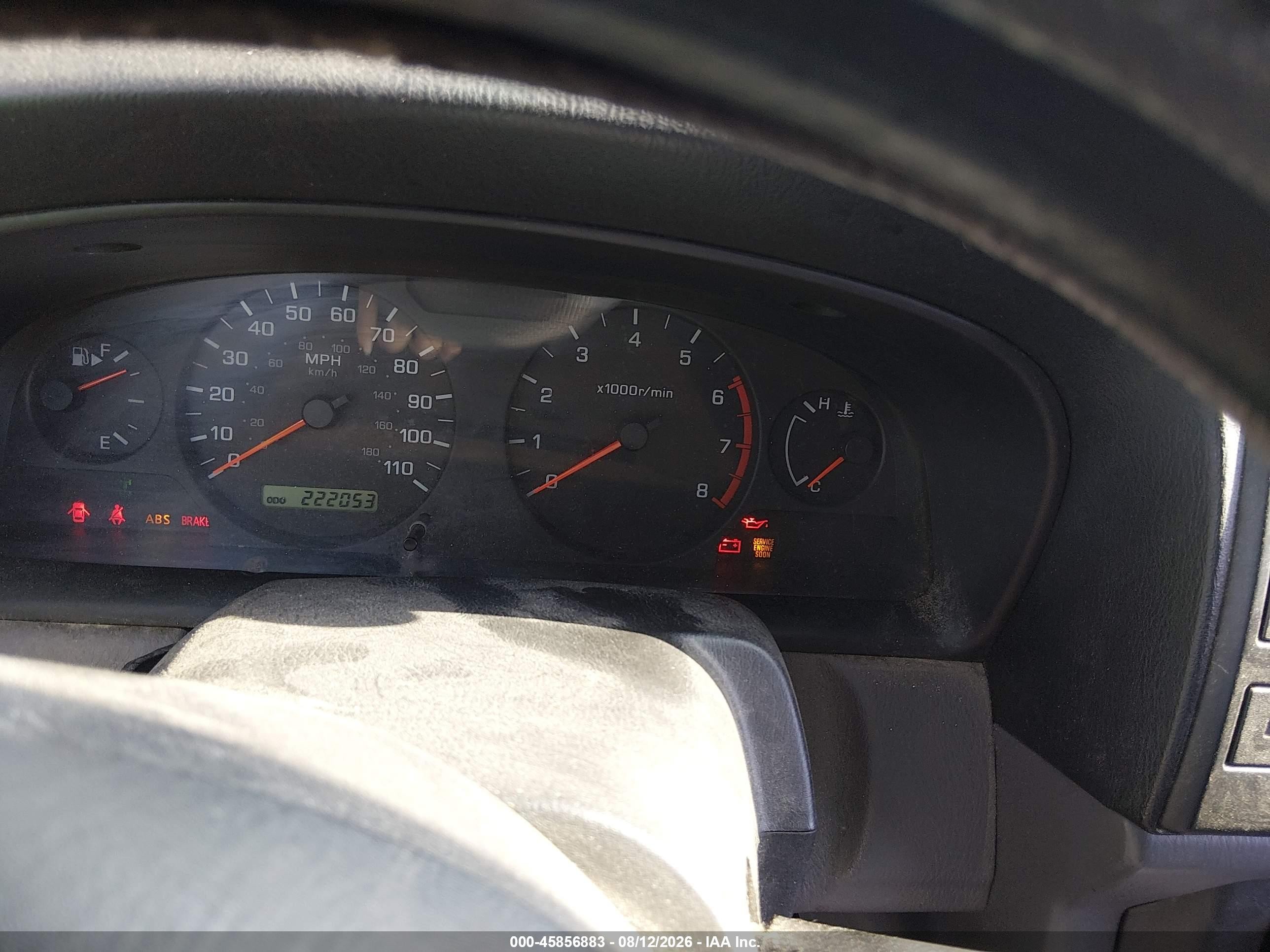 2001 Nissan Xterra Xe Gray vin: 5N1ED28Y71C585171