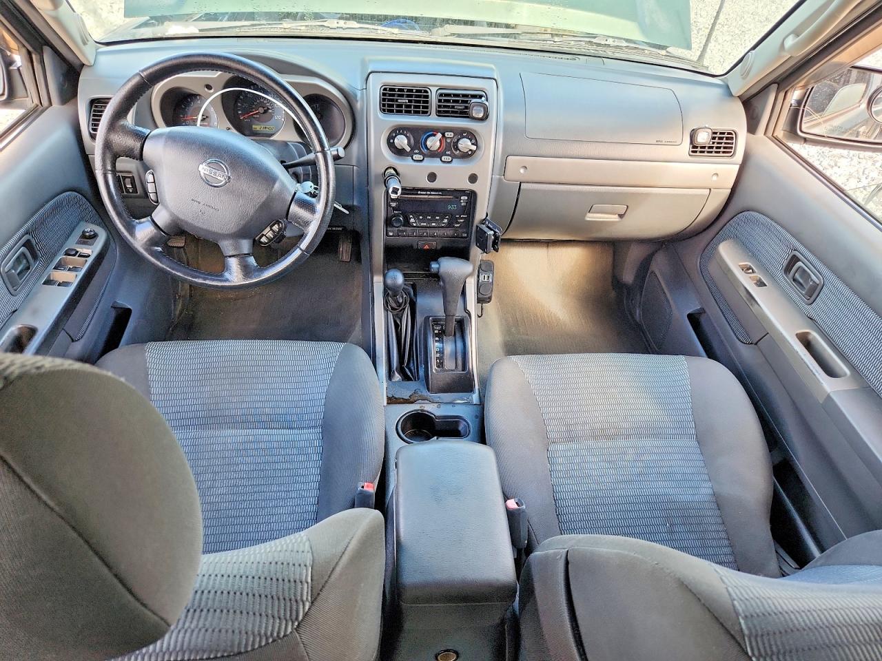 2002 Nissan Xterra Xe-v6 Зеленый vin: 5N1ED28Y72C578285