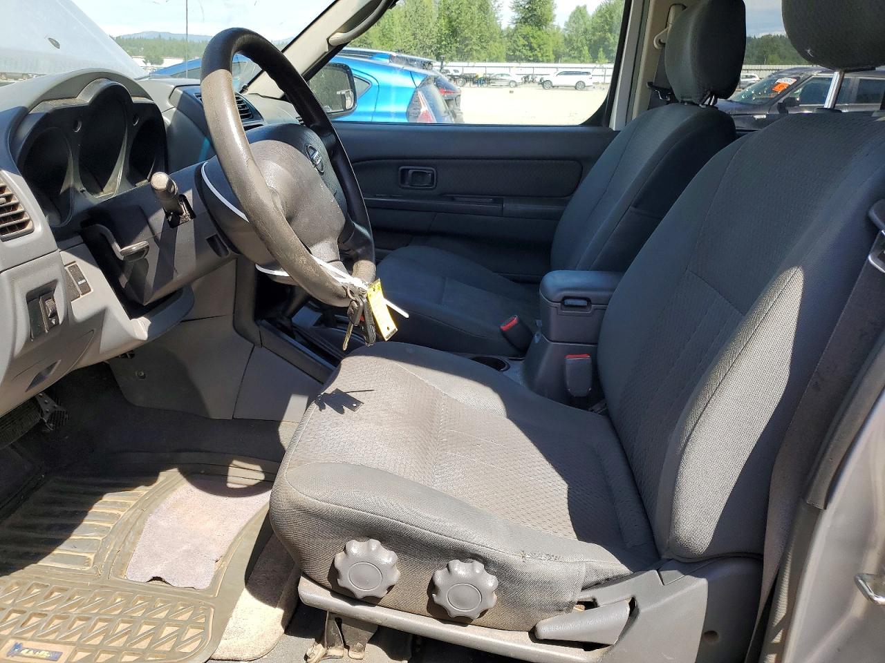 2004 Nissan Xterra Xe Silver vin: 5N1ED28Y74C653280
