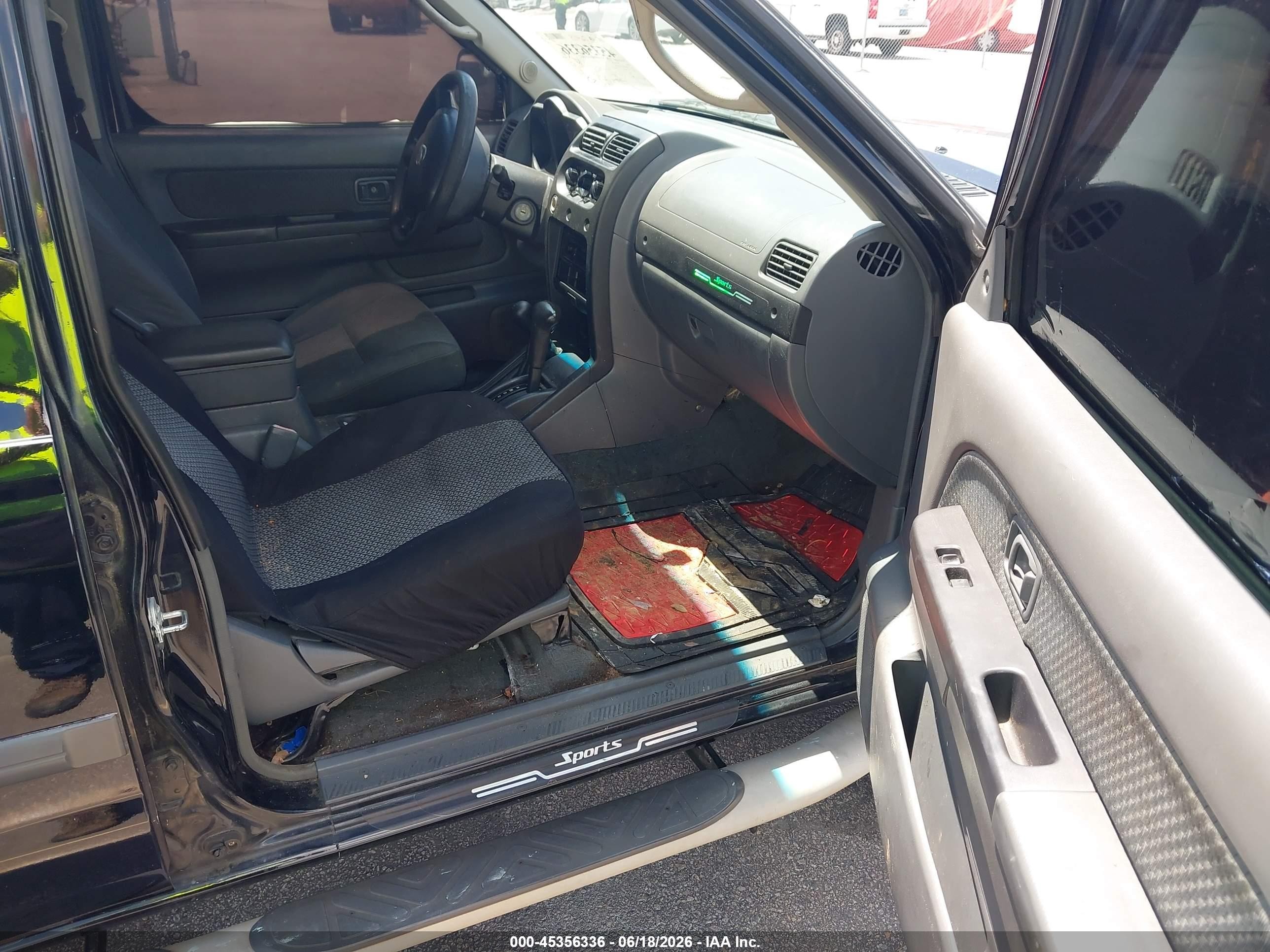 2004 Nissan Xterra Xe Black vin: 5N1ED28Y74C662402
