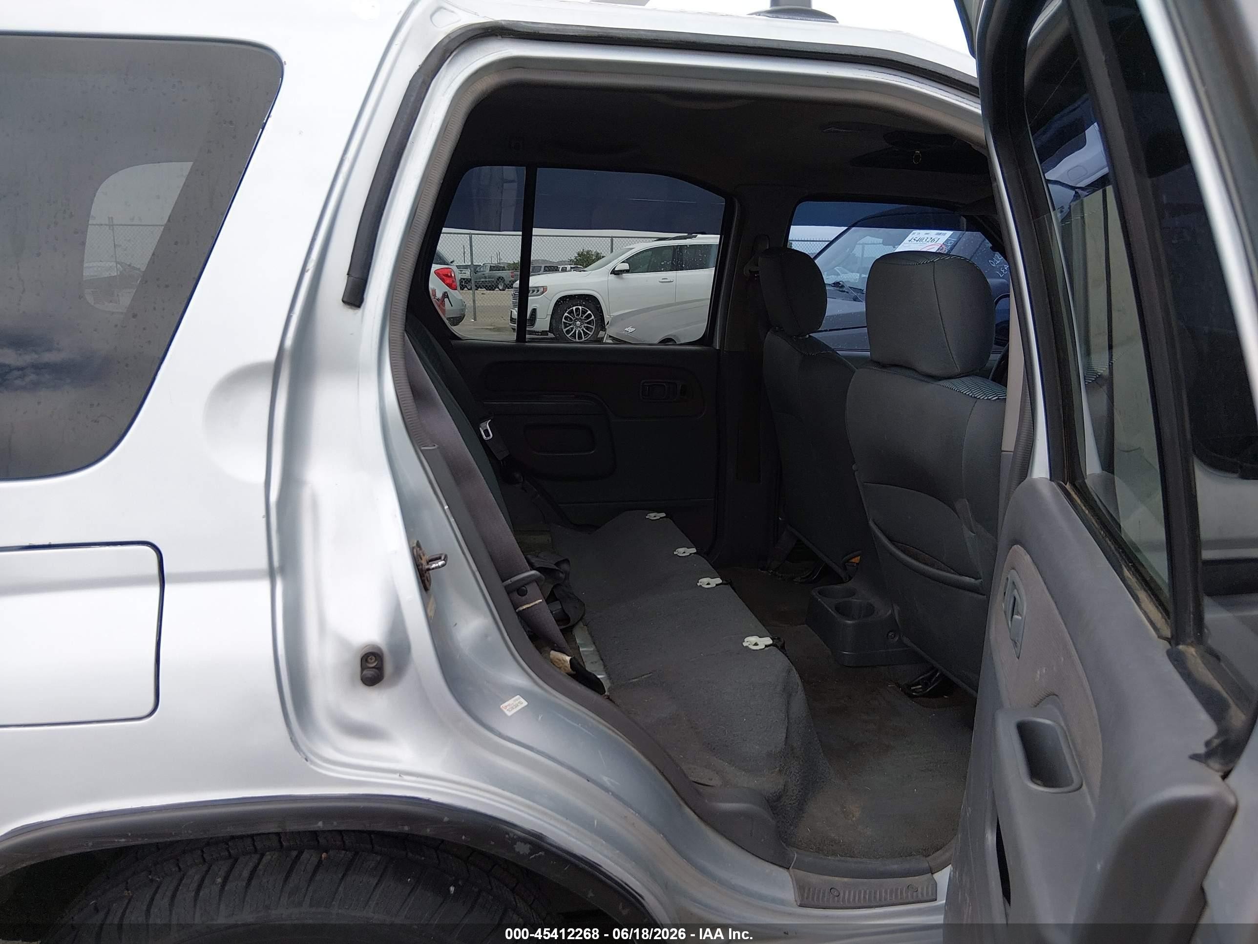 2000 Nissan Xterra Se/xe Silver vin: 5N1ED28Y7YC580370