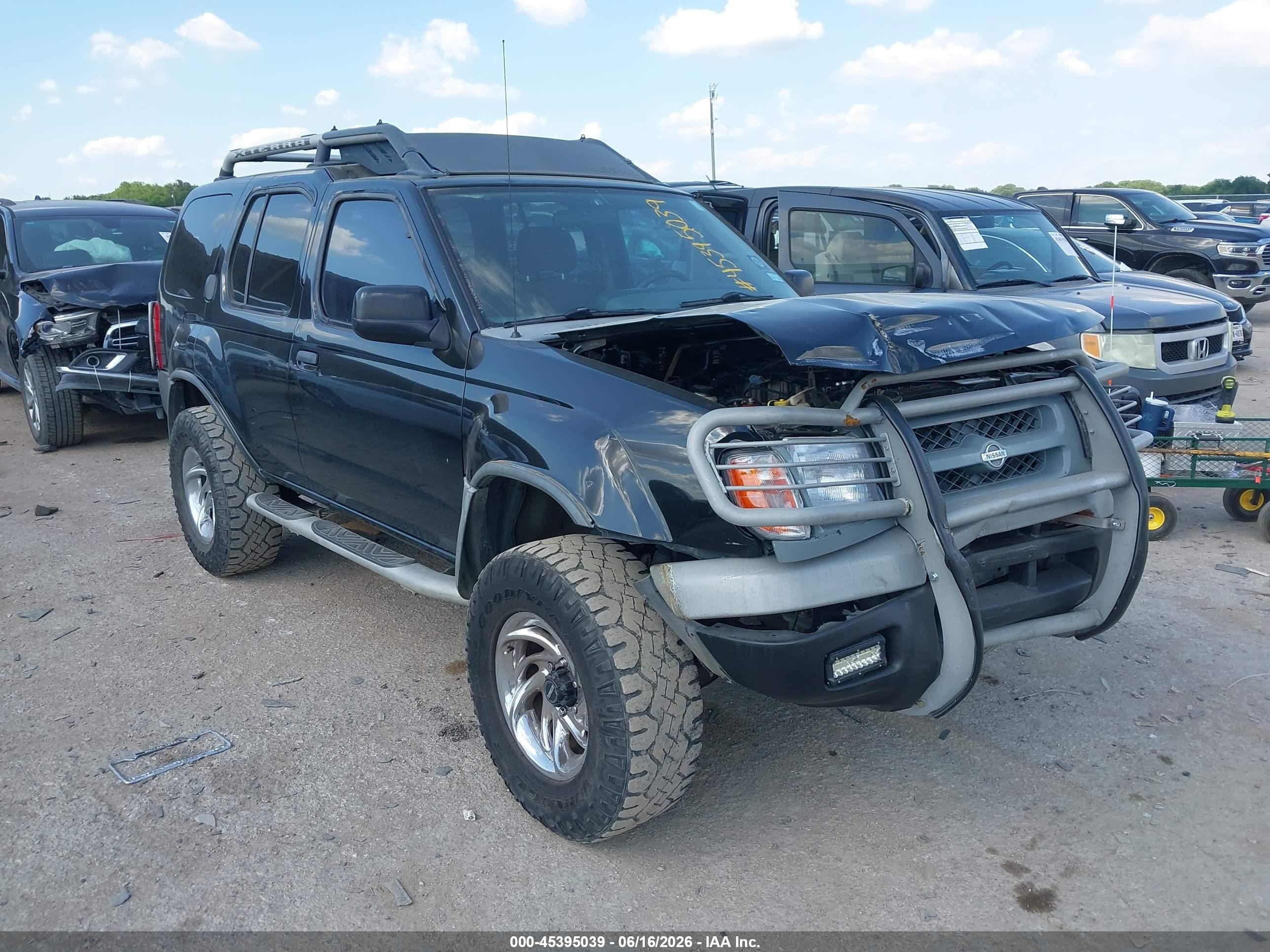 2001 Nissan Xterra Xe Black vin: 5N1ED28Y81C582196