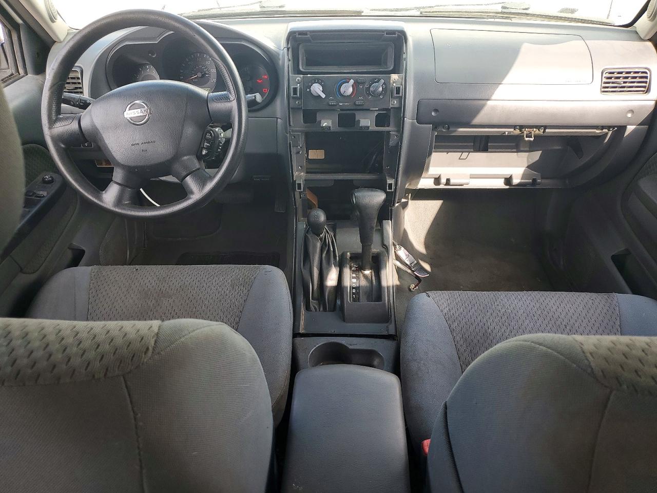 2002 Nissan Xterra Xe-v6 White vin: 5N1ED28Y82C512568