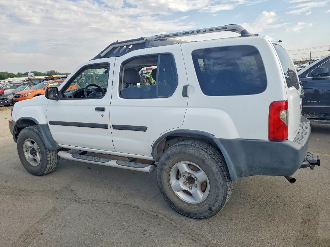 2002 Nissan Xterra Xe-v6 White vin: 5N1ED28Y82C512568