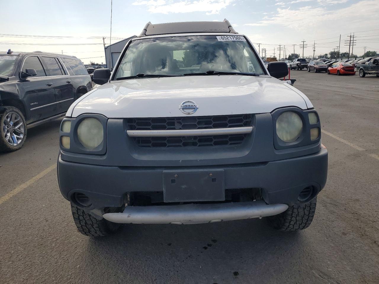 2002 Nissan Xterra Xe-v6 White vin: 5N1ED28Y82C512568