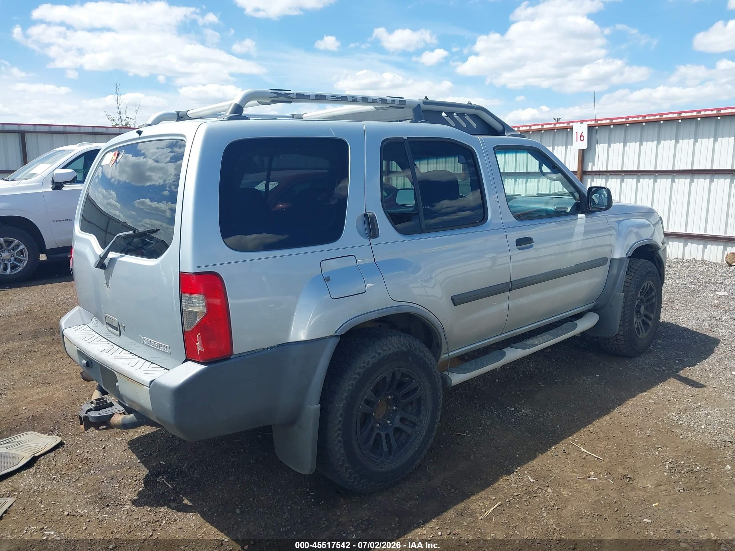 2003 Nissan Xterra Xe Silver vin: 5N1ED28Y83C661158