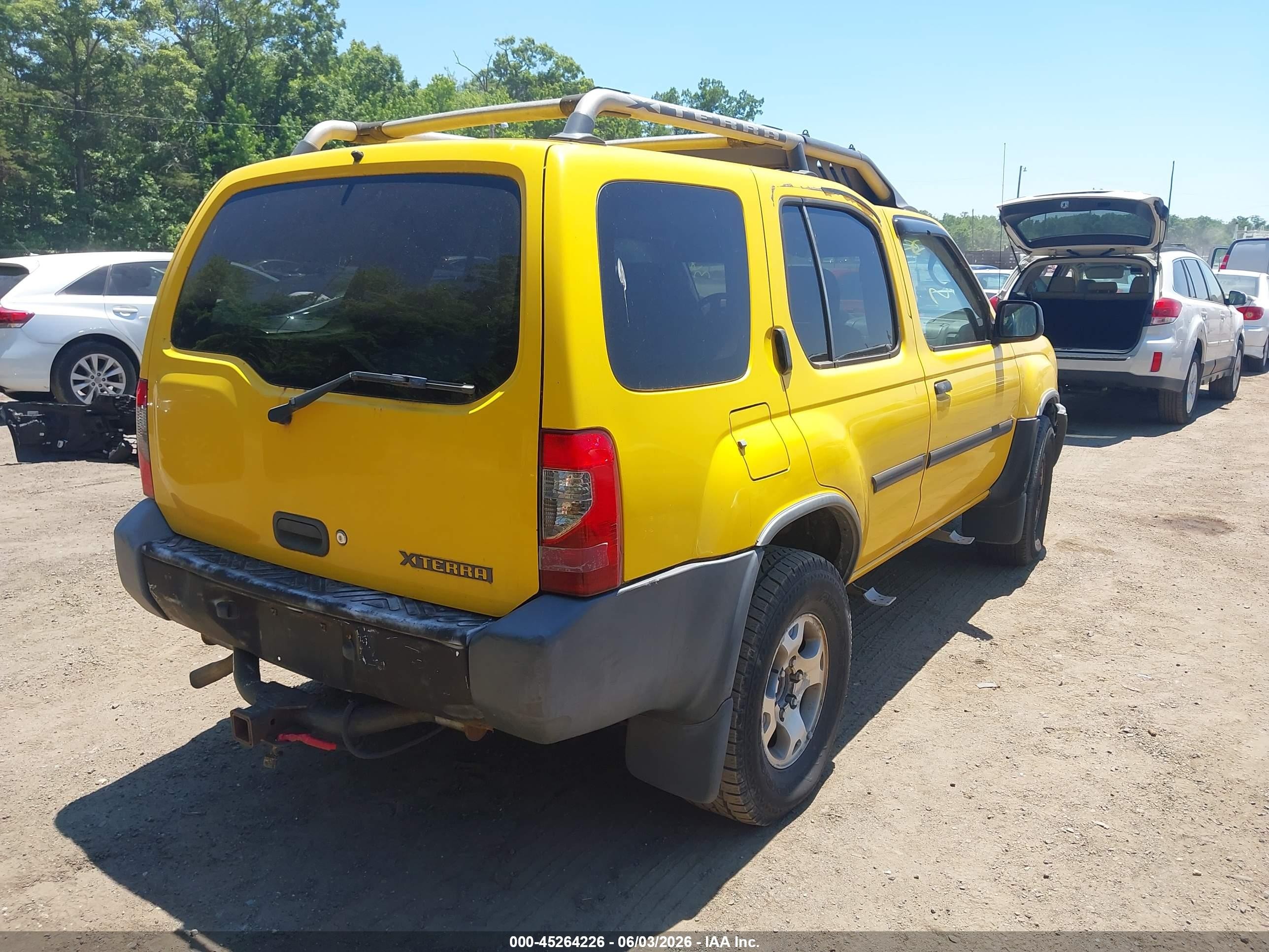 2001 Nissan Xterra Xe Yellow vin: 5N1ED28Y91C573197