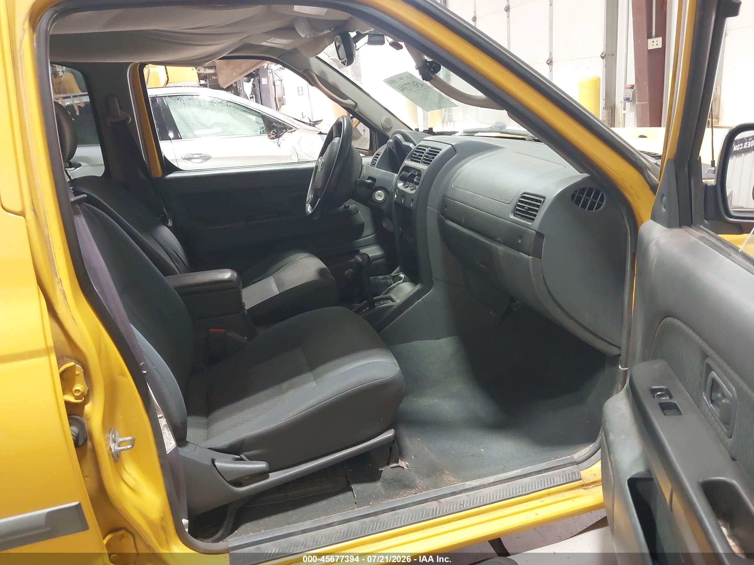 2002 Nissan Xterra Xe Yellow vin: 5N1ED28Y92C545210