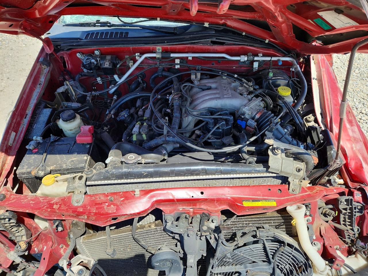 2001 Nissan Xterra Xe-v6 Red vin: 5N1ED28YX1C556683