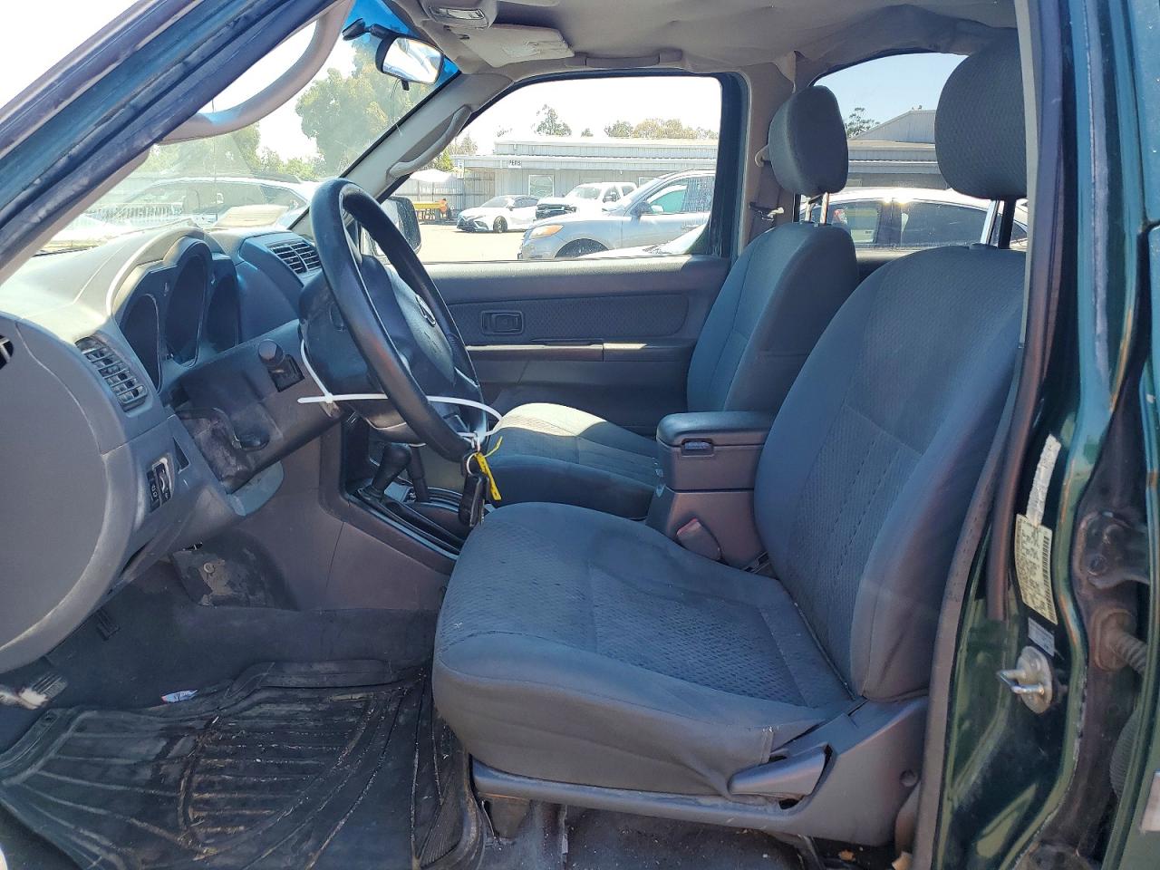 2002 Nissan Xterra Xe-v6 Green vin: 5N1ED28YX2C558810