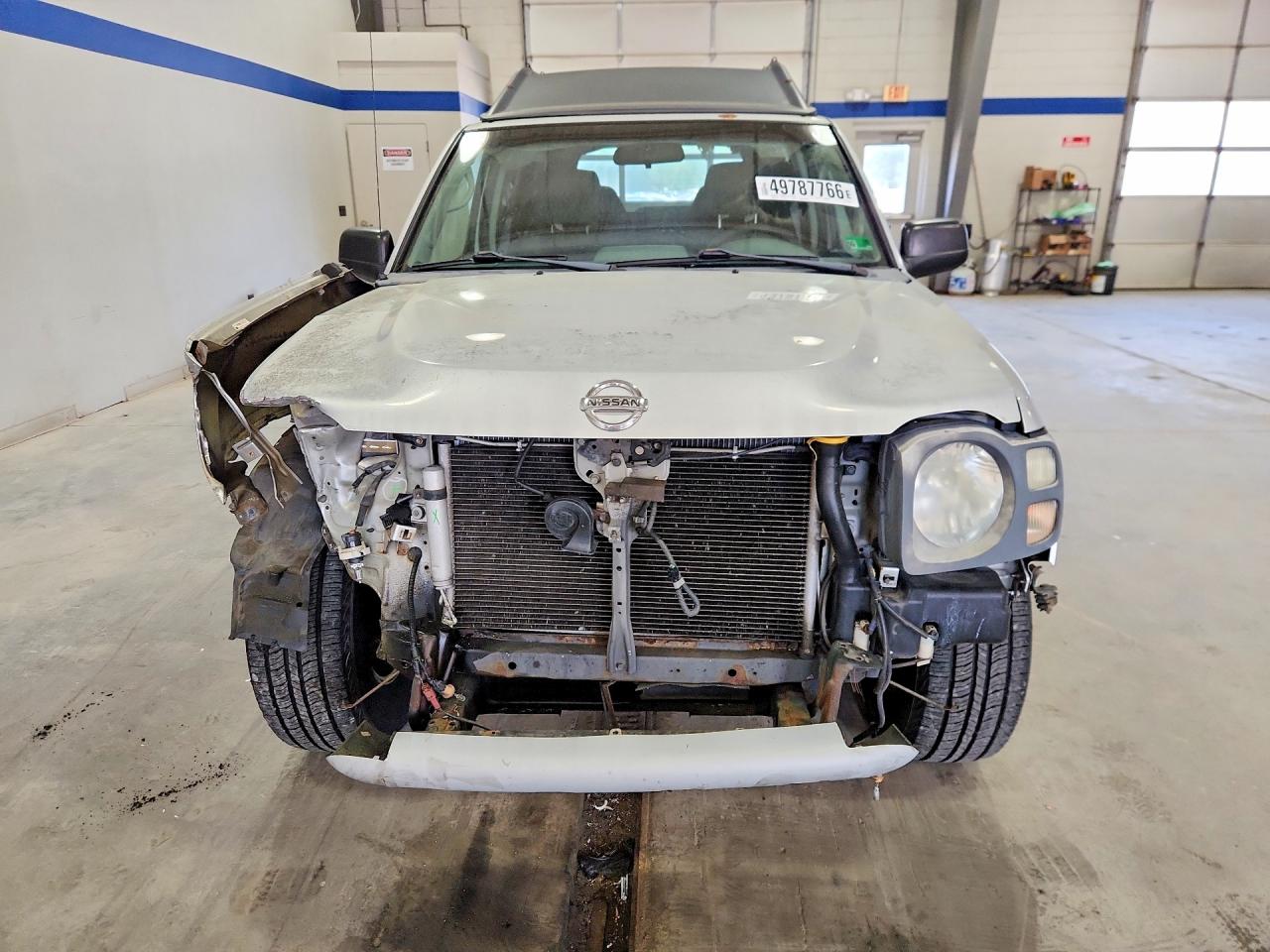 2004 Nissan Xterra Xe Серебряный vin: 5N1ED28YX4C653256