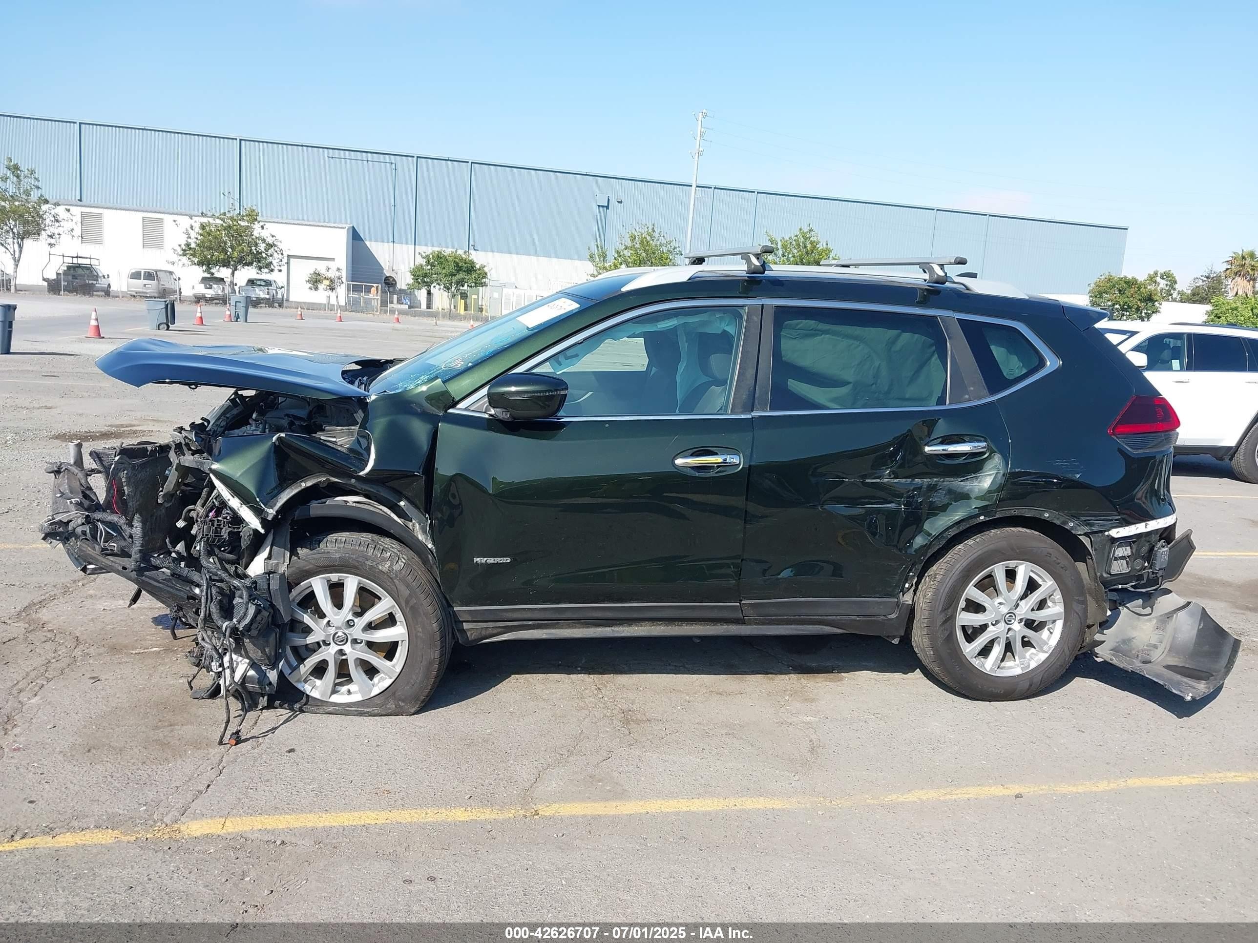 2018 Nissan Rogue Hybrid Sv Green vin: 5N1ET2MT2JC851693